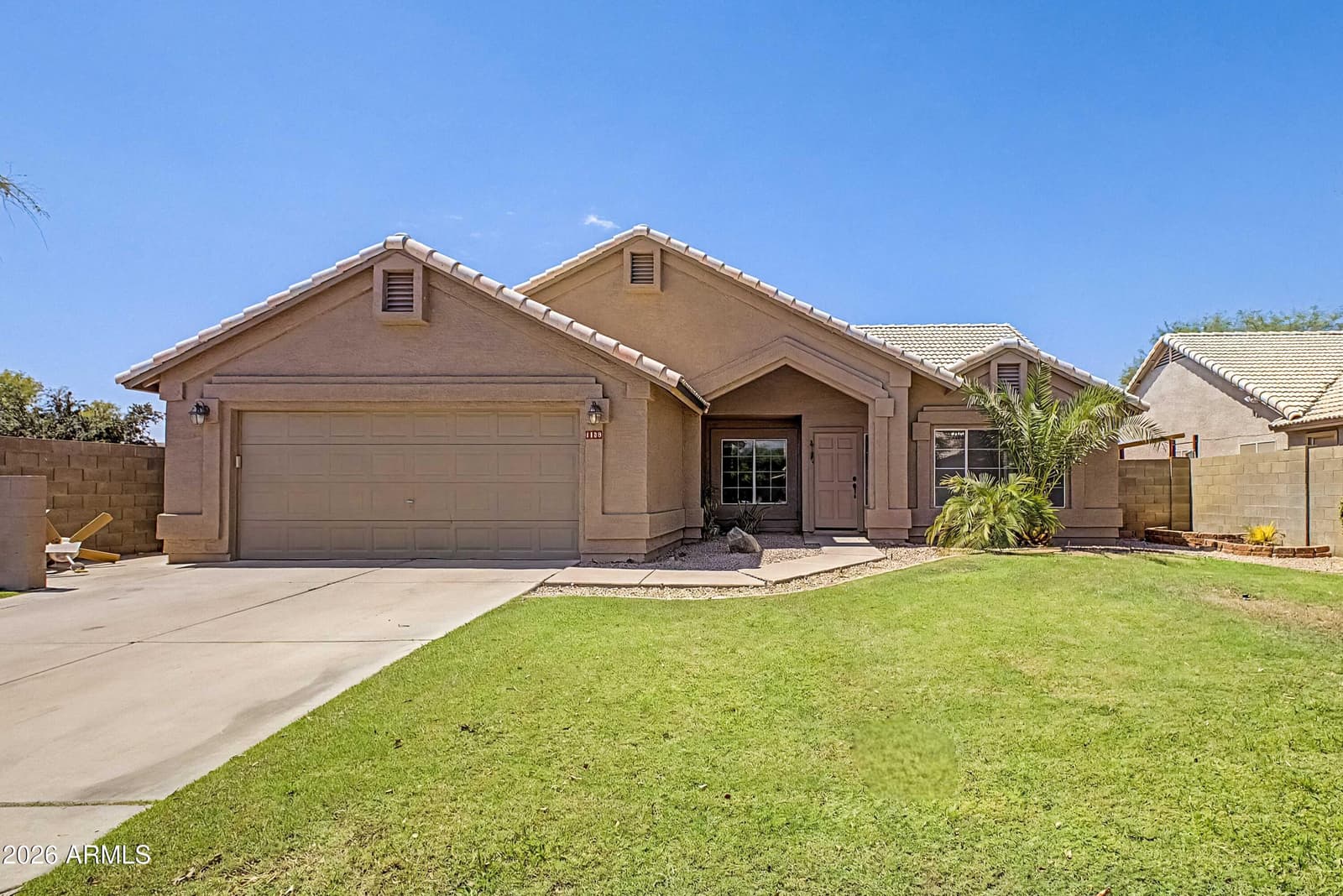 1138 N Pheasant Drive, Gilbert, AZ 85234 — photo 1 of 31
