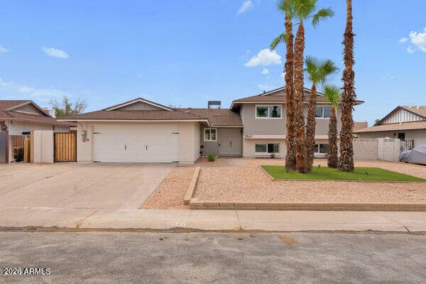 3541 W Dailey Street, Phoenix, AZ 85053 — photo 4 of 73