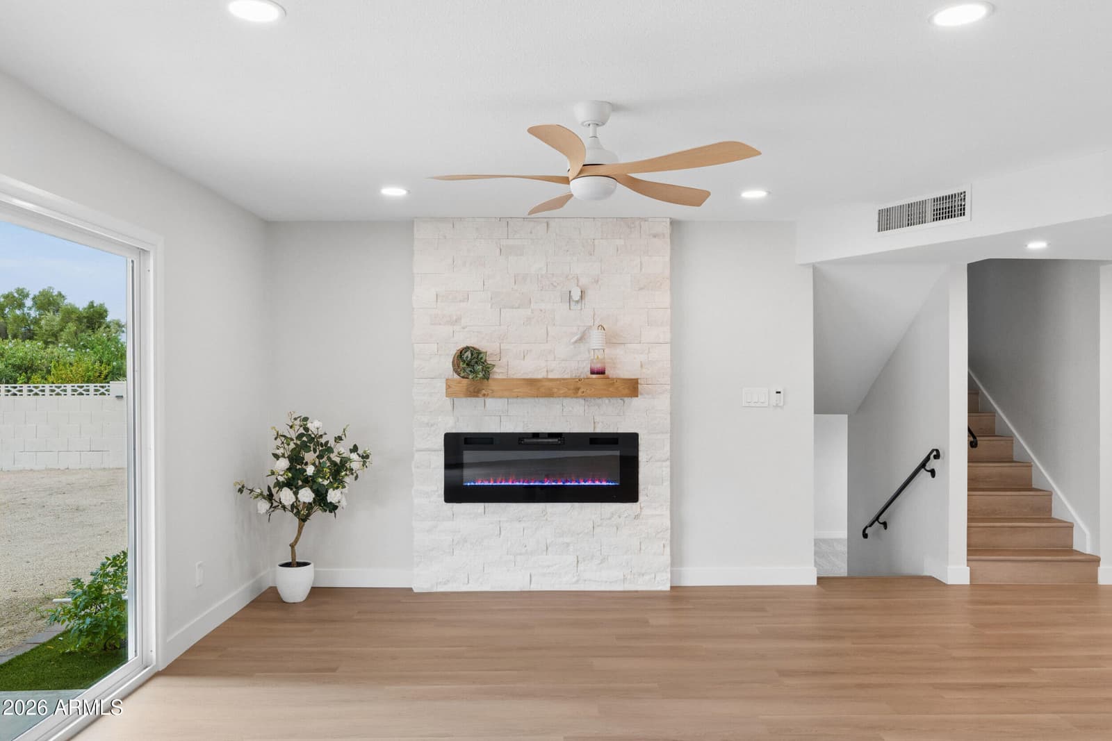 3541 W Dailey Street, Phoenix, AZ 85053 — photo 16 of 73