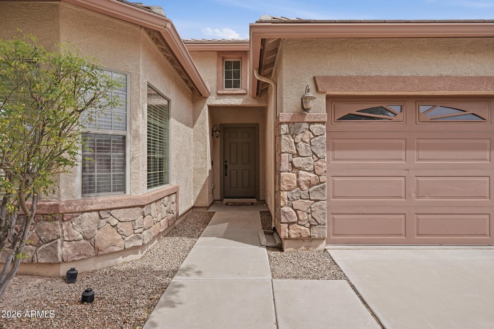 334 W Rio Drive, Casa Grande, AZ 85122 — photo 3 of 30