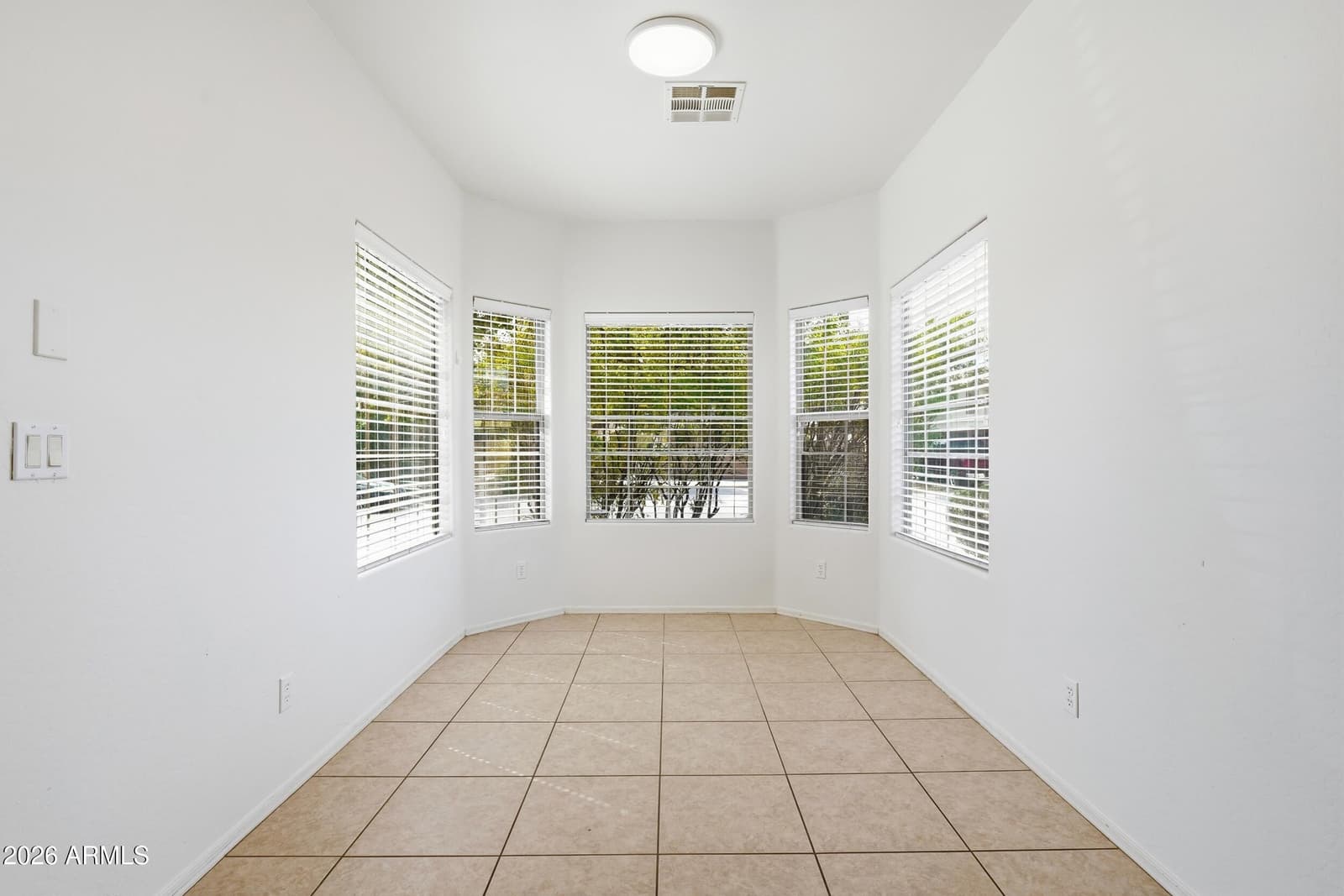 334 W Rio Drive, Casa Grande, AZ 85122 — photo 9 of 30