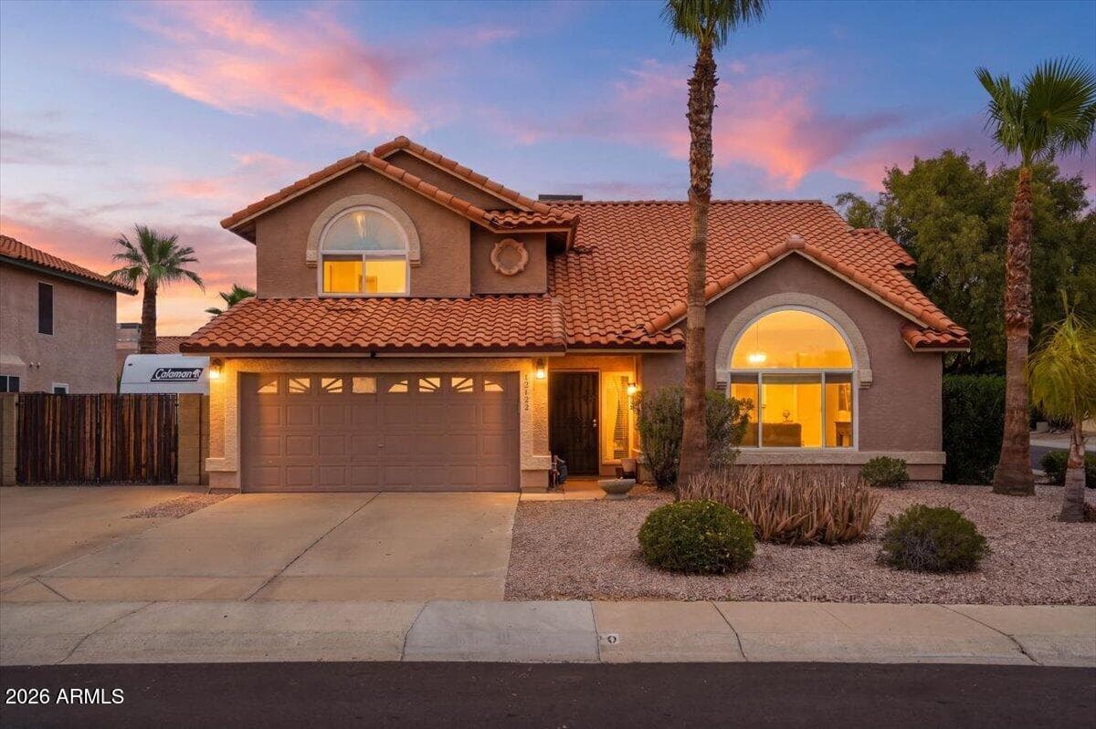 19429 N 35th Place, Phoenix, AZ 85050 — photo 1 of 52