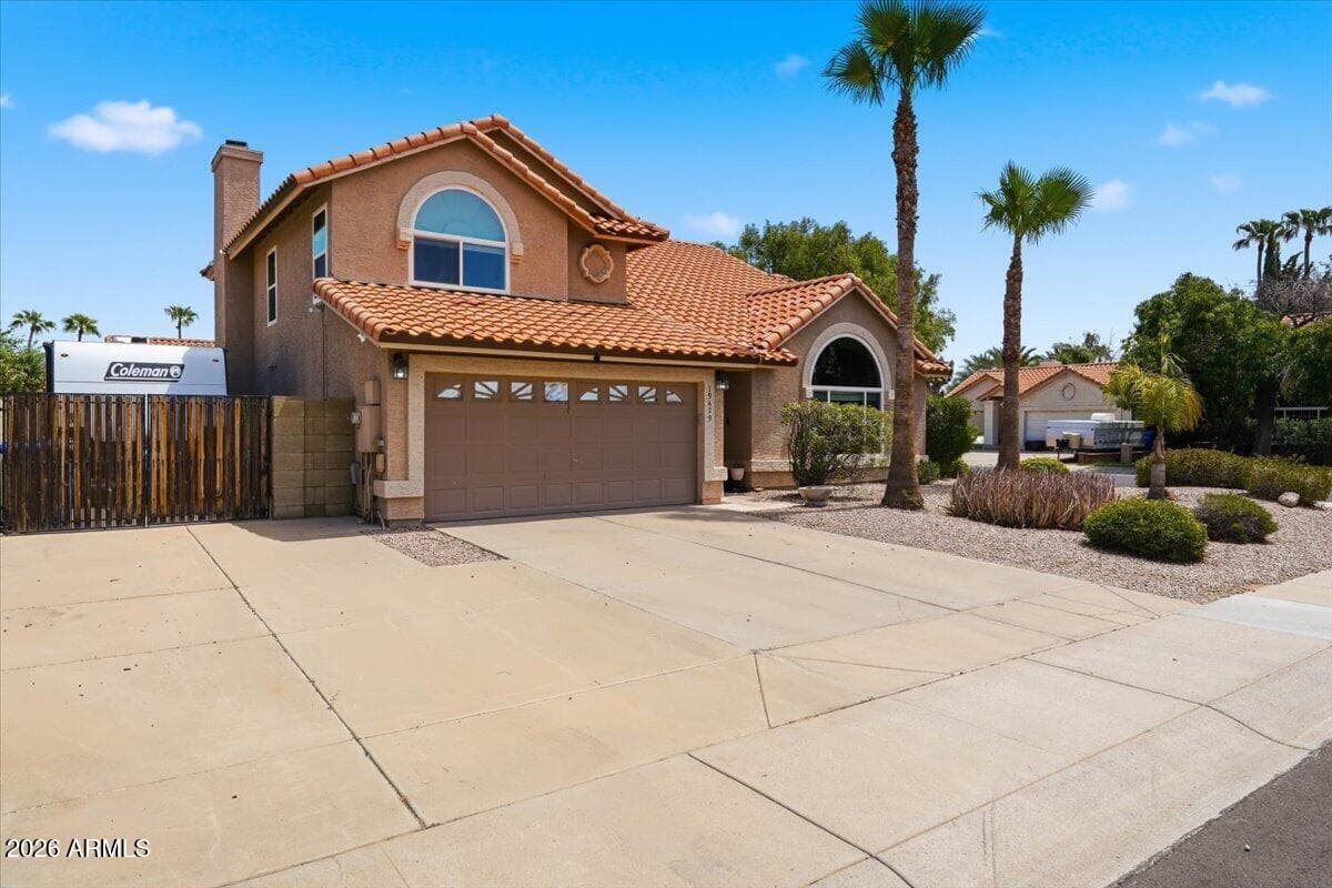 19429 N 35th Place, Phoenix, AZ 85050 — photo 4 of 52