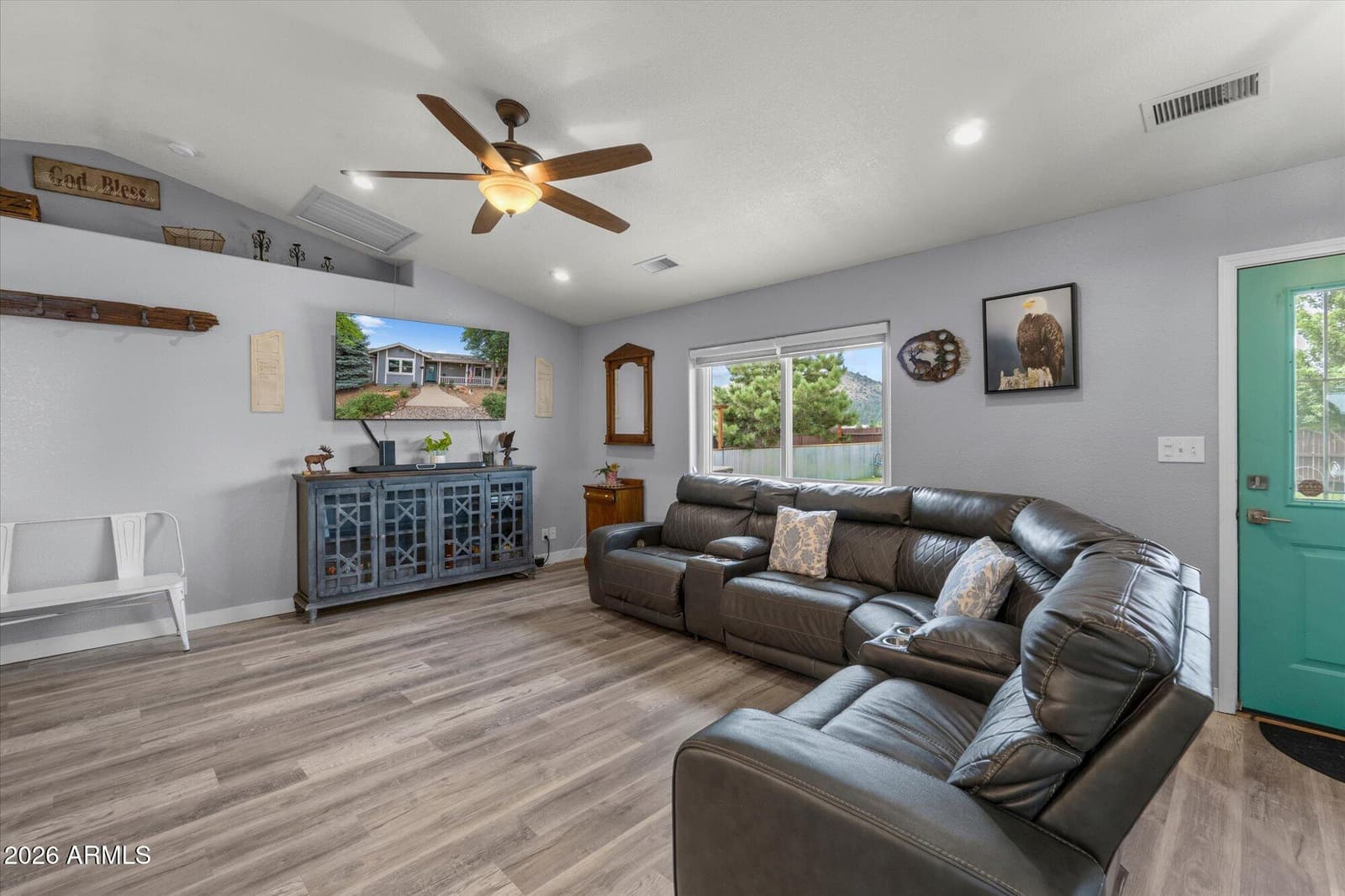 7675 Alma Road, Flagstaff, AZ 86004 — photo 3 of 38