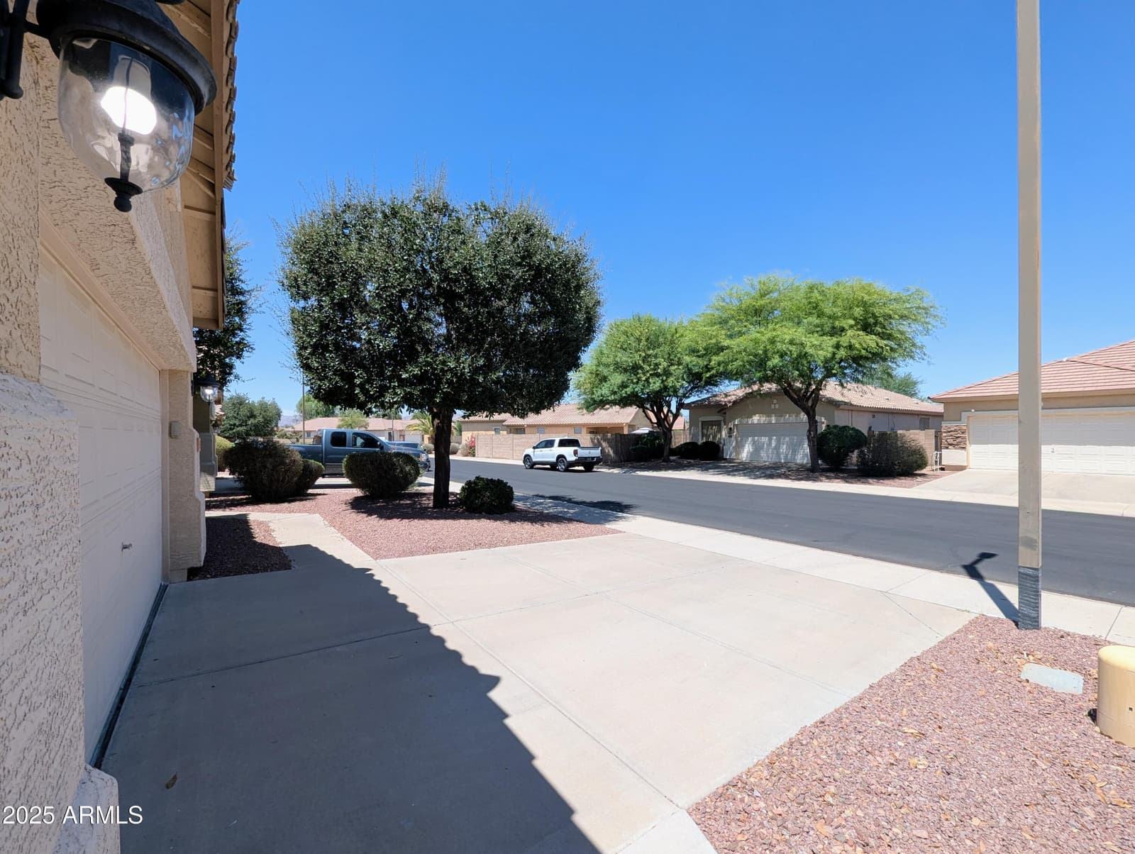 16635 N 169th Avenue, Surprise, AZ 85388 — photo 4 of 60