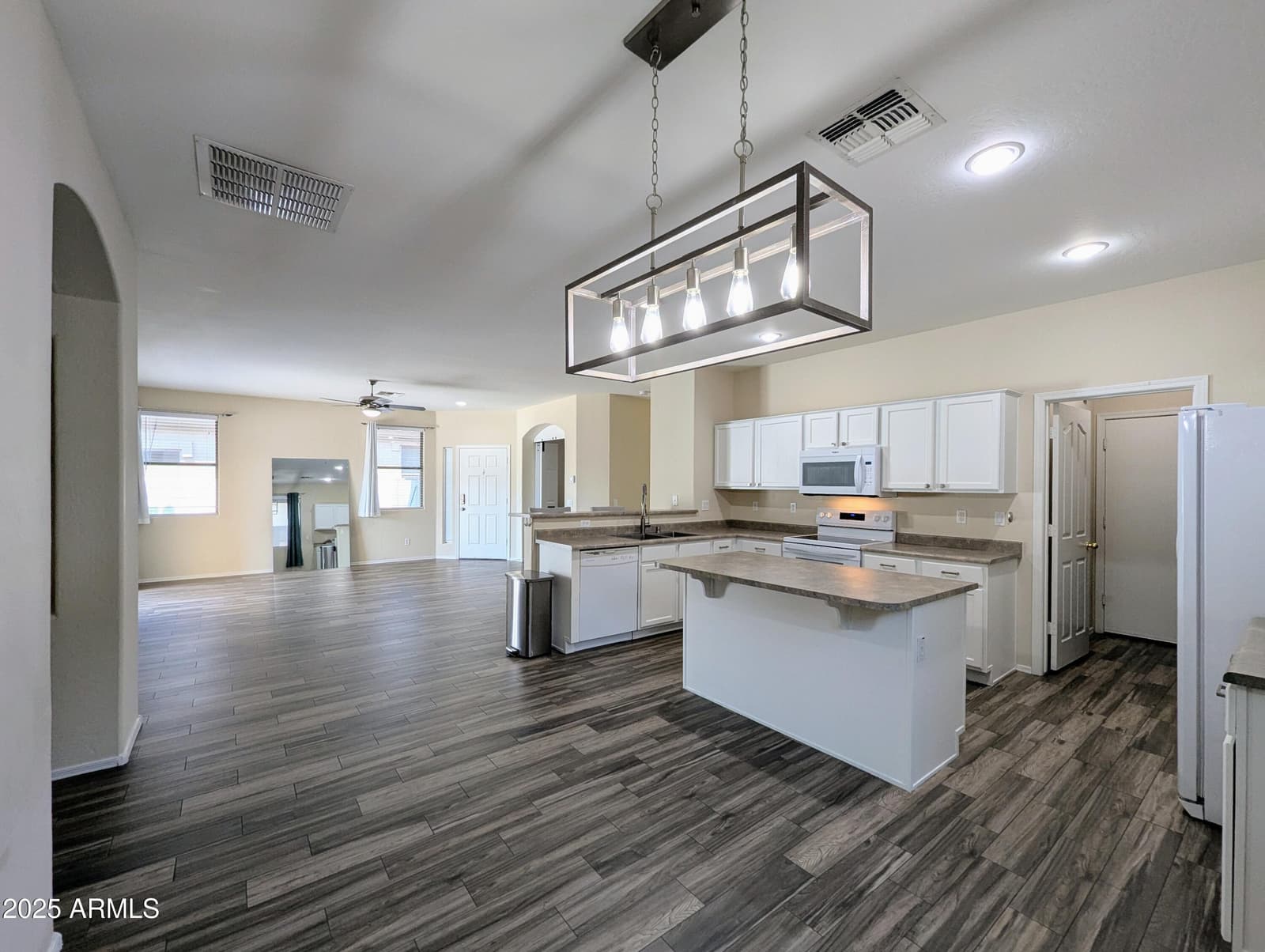 16635 N 169th Avenue, Surprise, AZ 85388 — photo 24 of 60
