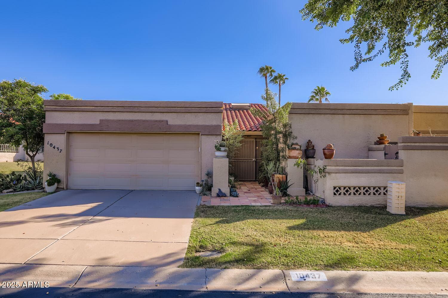 10437 E Cochise Avenue, Scottsdale, AZ 85258 — photo 3 of 38