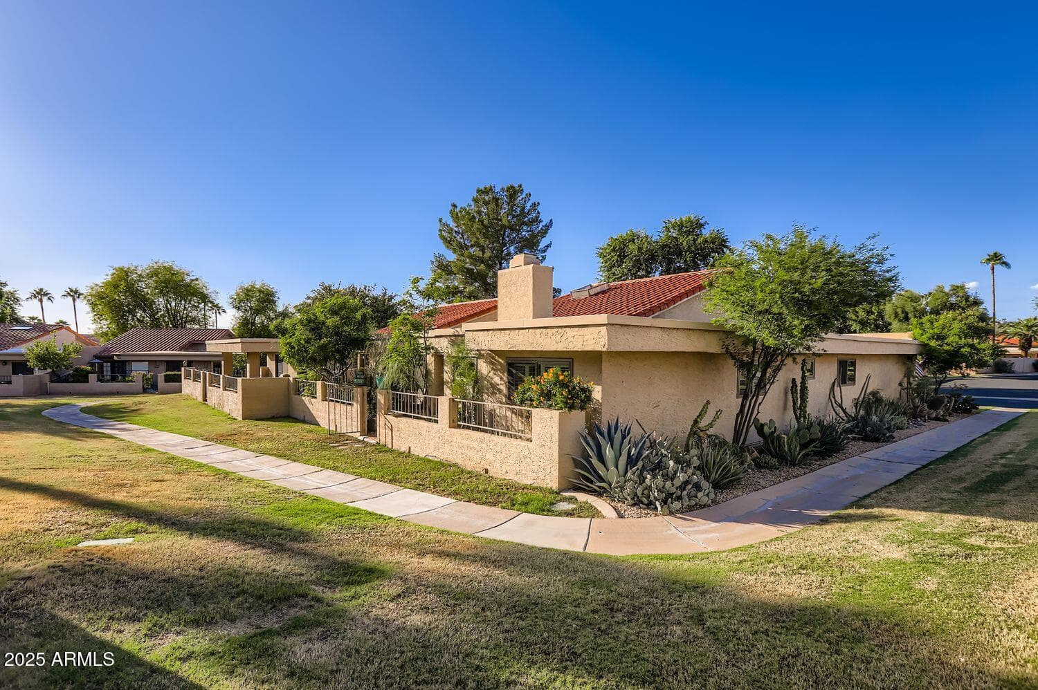 10437 E Cochise Avenue, Scottsdale, AZ 85258 — photo 34 of 38