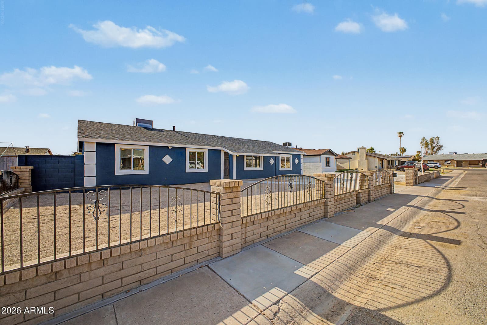 1626 N 55th Drive, Phoenix, AZ 85035 — photo 3 of 30