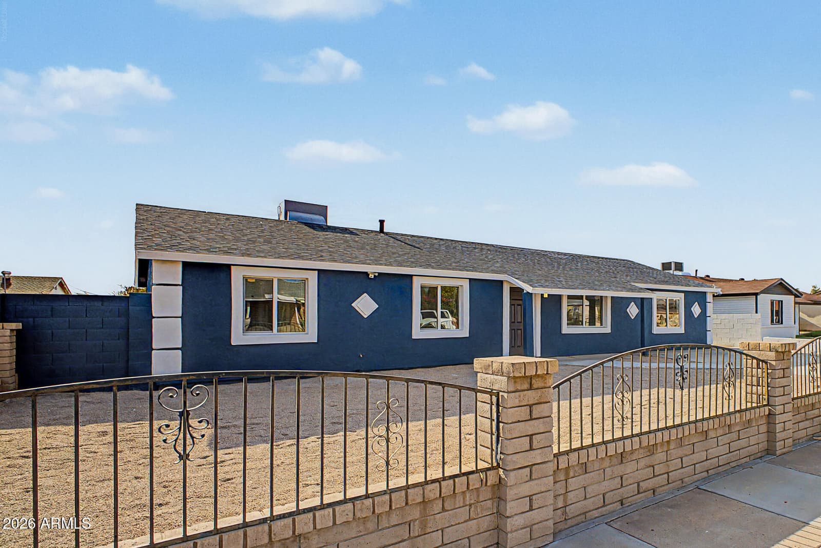 1626 N 55th Drive, Phoenix, AZ 85035 — photo 4 of 30