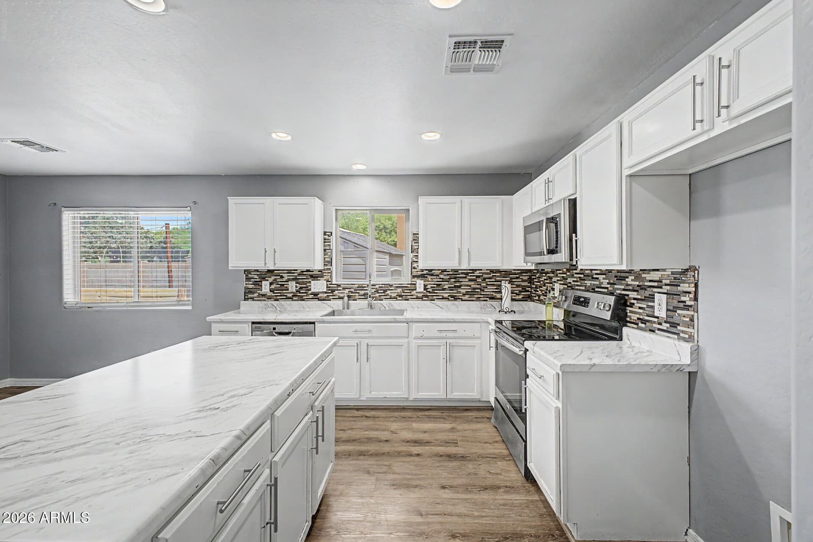 8706 W Payson Road, Tolleson, AZ 85353 — photo 11 of 42