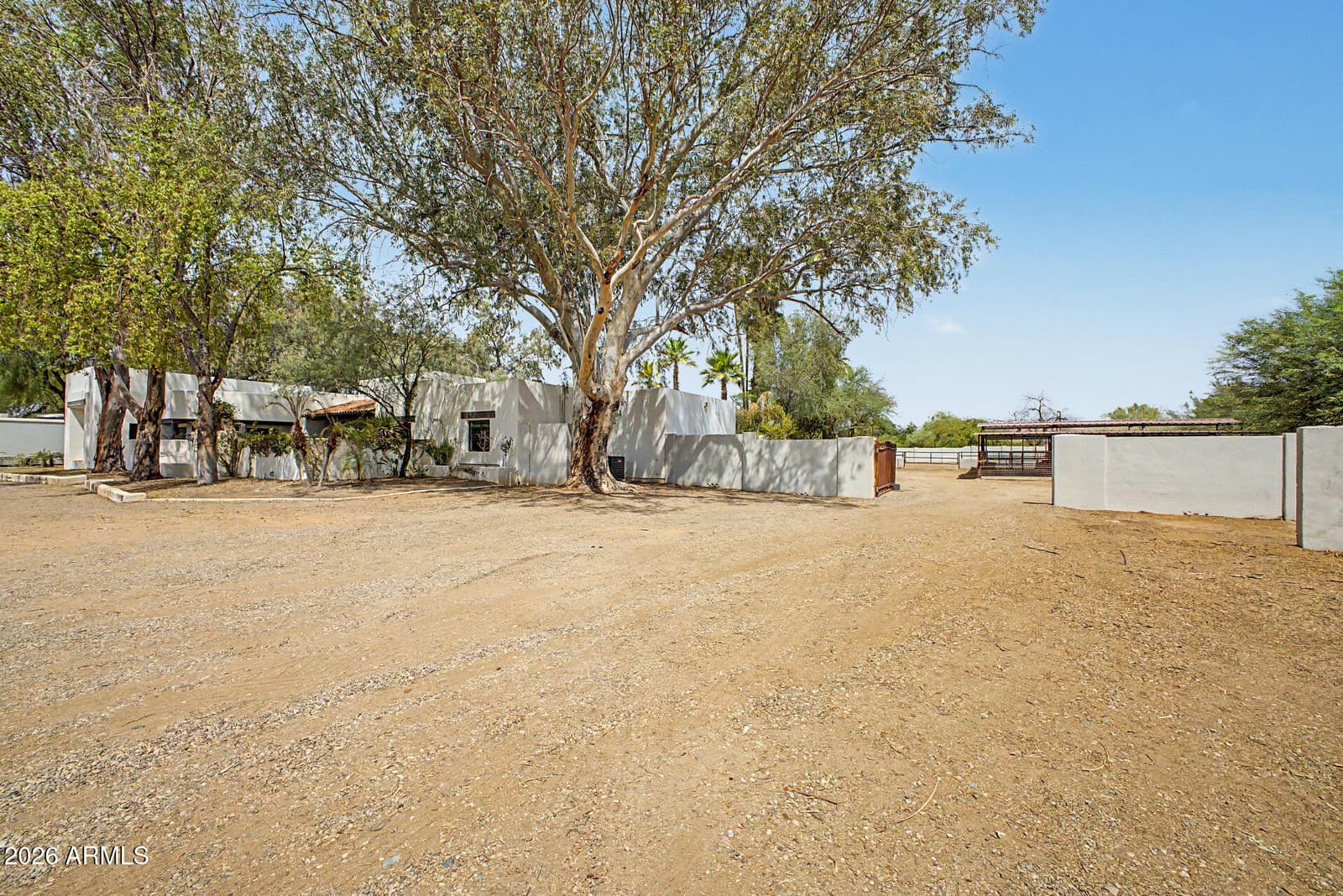 9420 E Cactus Road, Scottsdale, AZ 85260 — photo 16 of 103