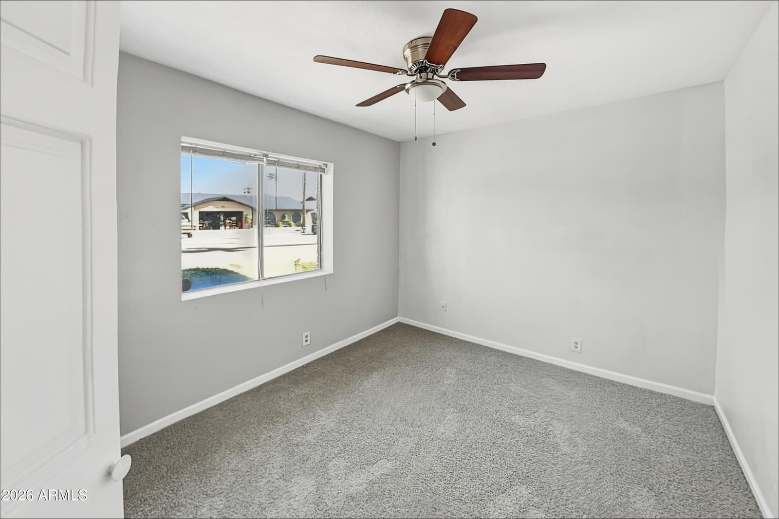 8803 W Diana Avenue, Peoria, AZ 85345 — photo 9 of 22