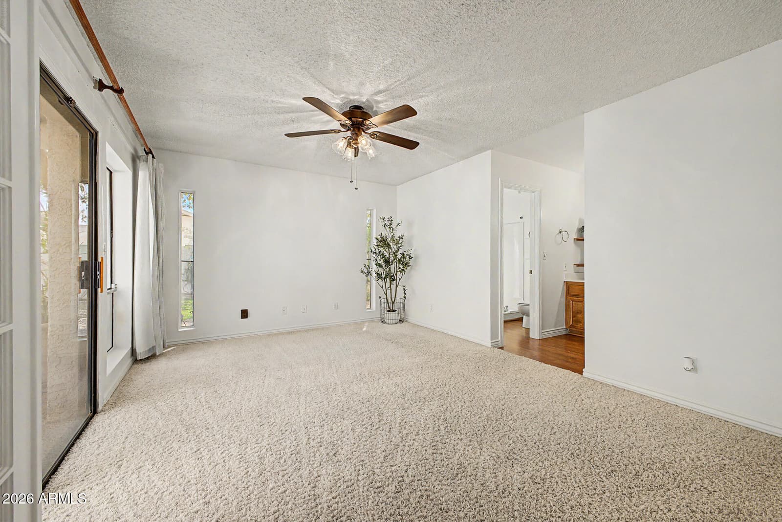 601 W Fellars Drive, Phoenix, AZ 85023 — photo 16 of 35