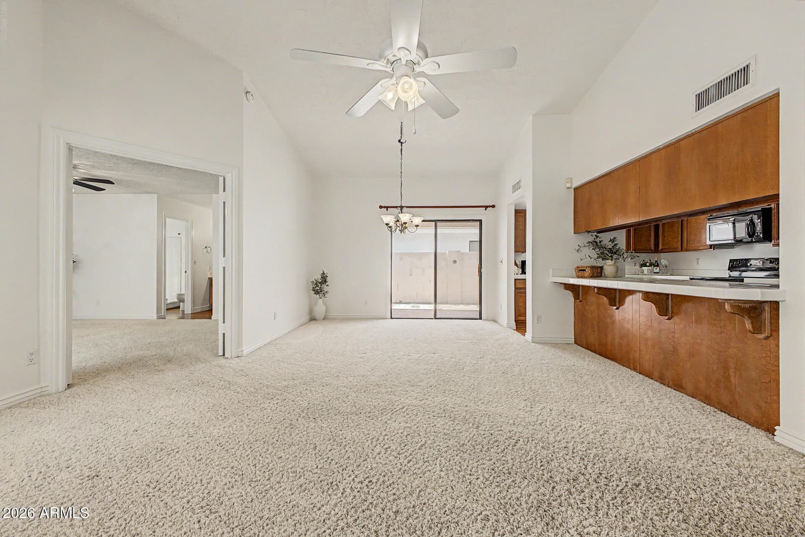 601 W Fellars Drive, Phoenix, AZ 85023 — photo 10 of 35