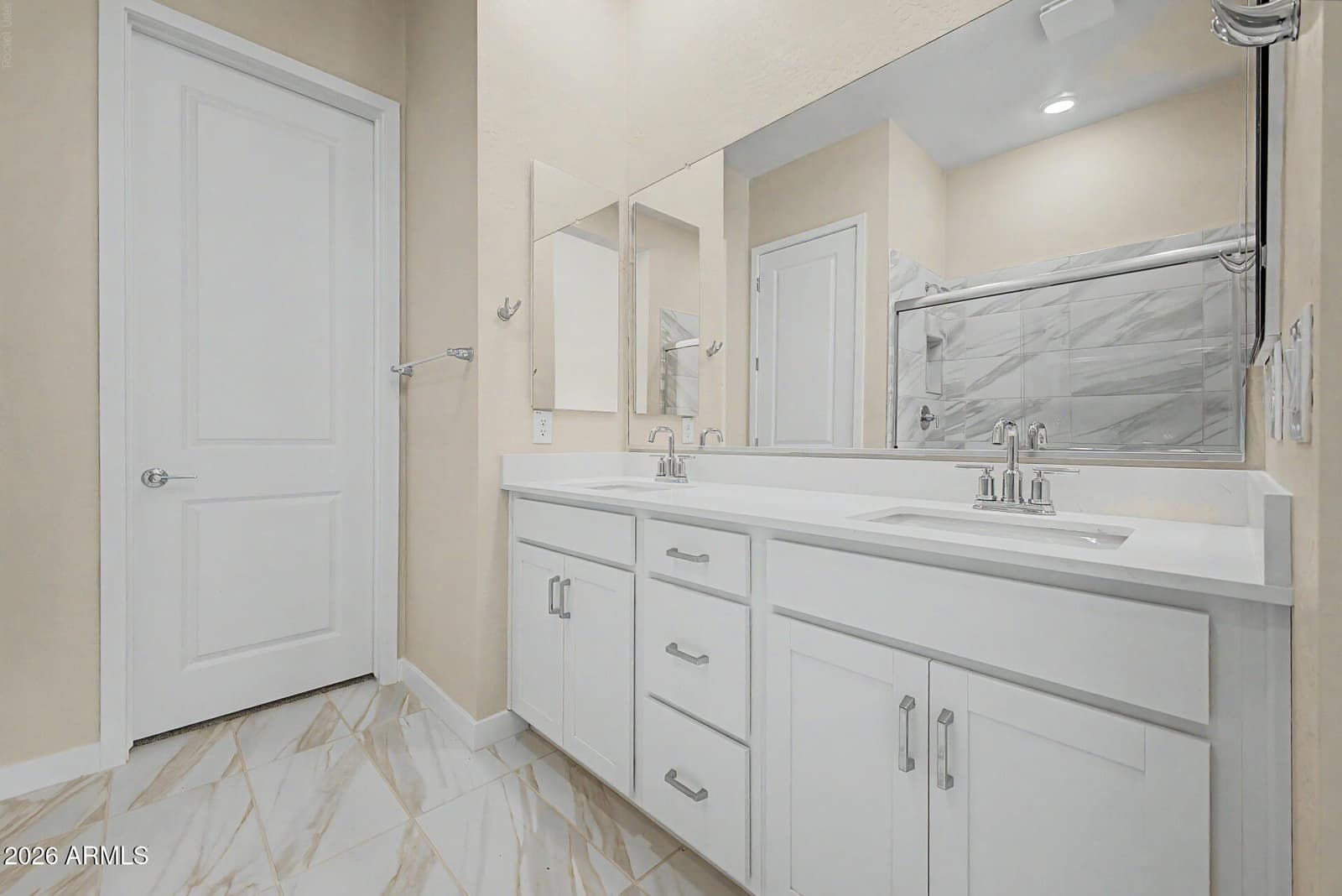 5600 N 205th Drive, Buckeye, AZ 85396 — photo 10 of 19