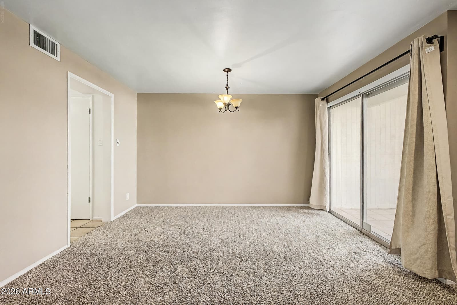 3270 E Camelback Road 114, Phoenix, AZ 85018 — photo 8 of 31