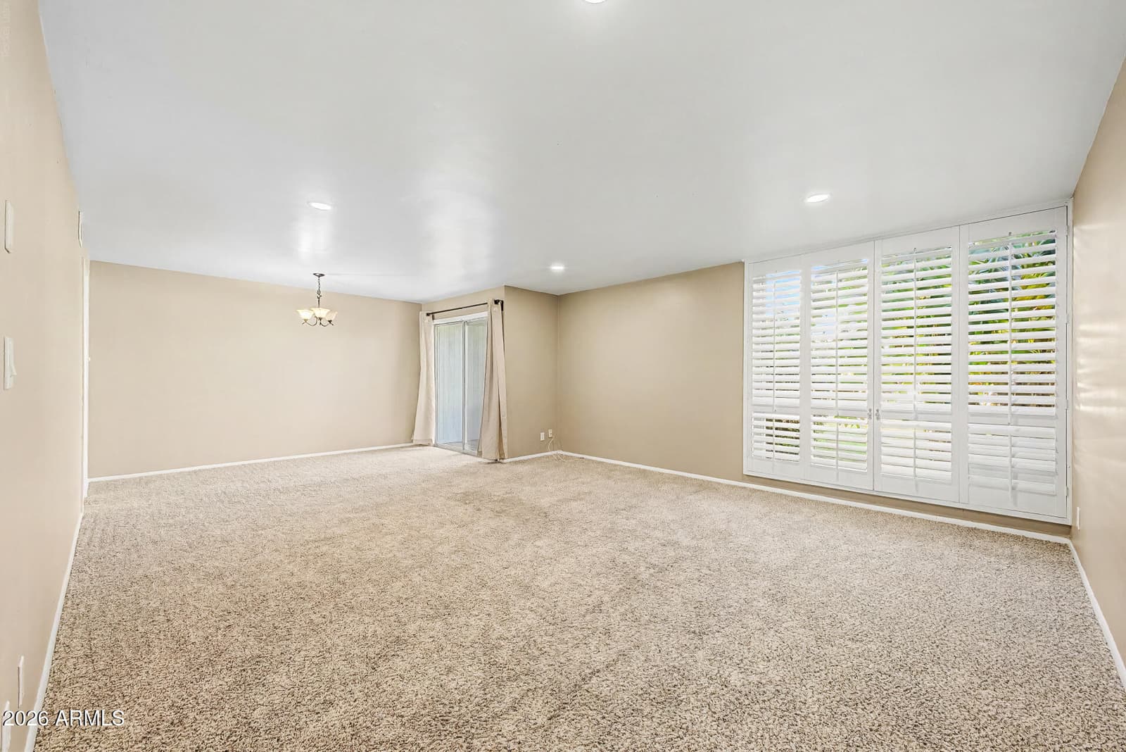 3270 E Camelback Road 114, Phoenix, AZ 85018 — photo 9 of 31