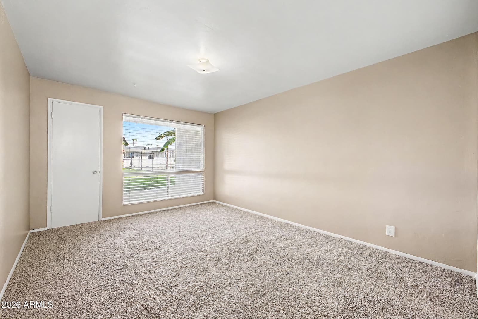 3270 E Camelback Road 114, Phoenix, AZ 85018 — photo 13 of 31