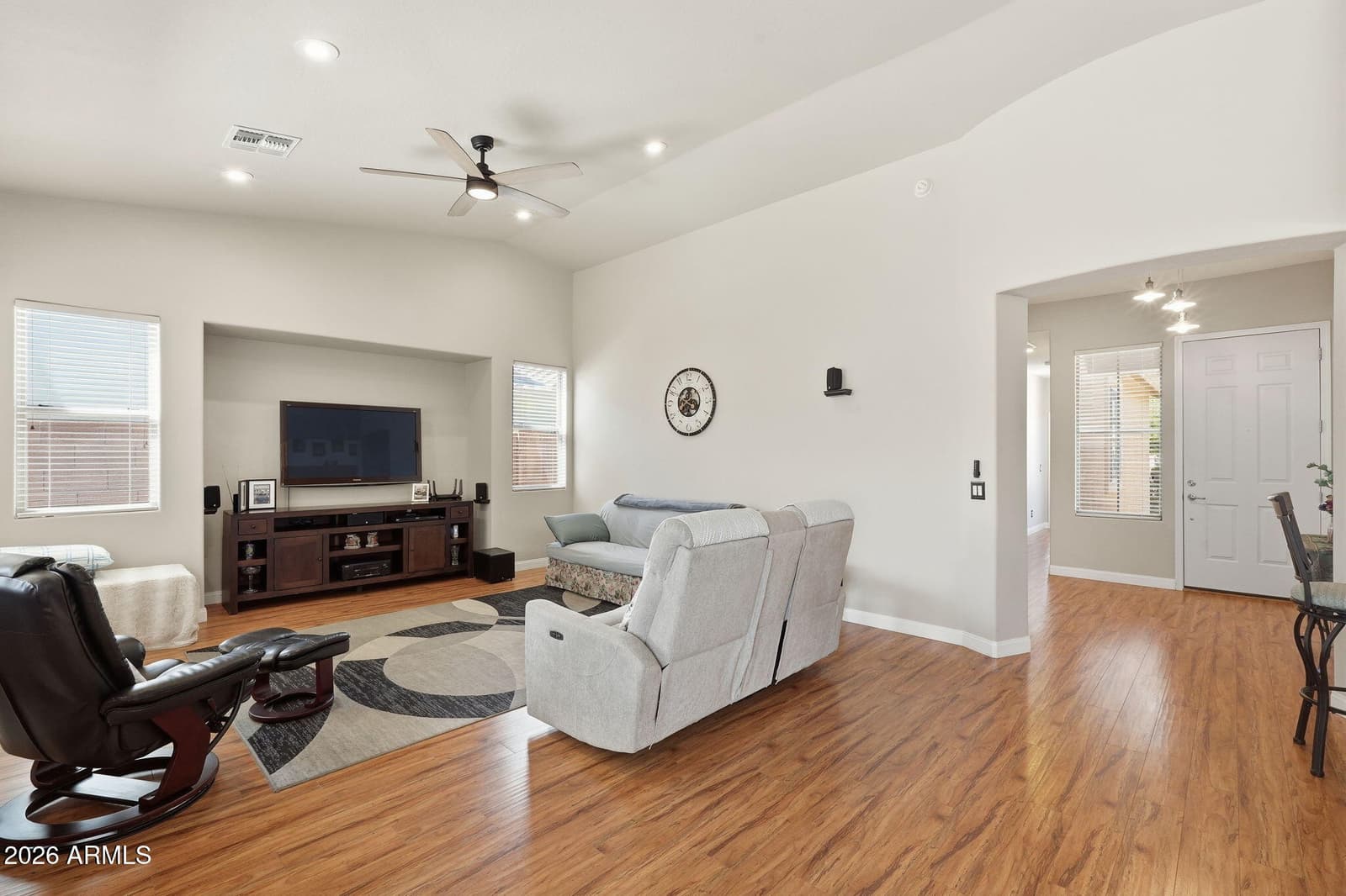 2225 W Harwell Road, Phoenix, AZ 85041 — photo 5 of 38