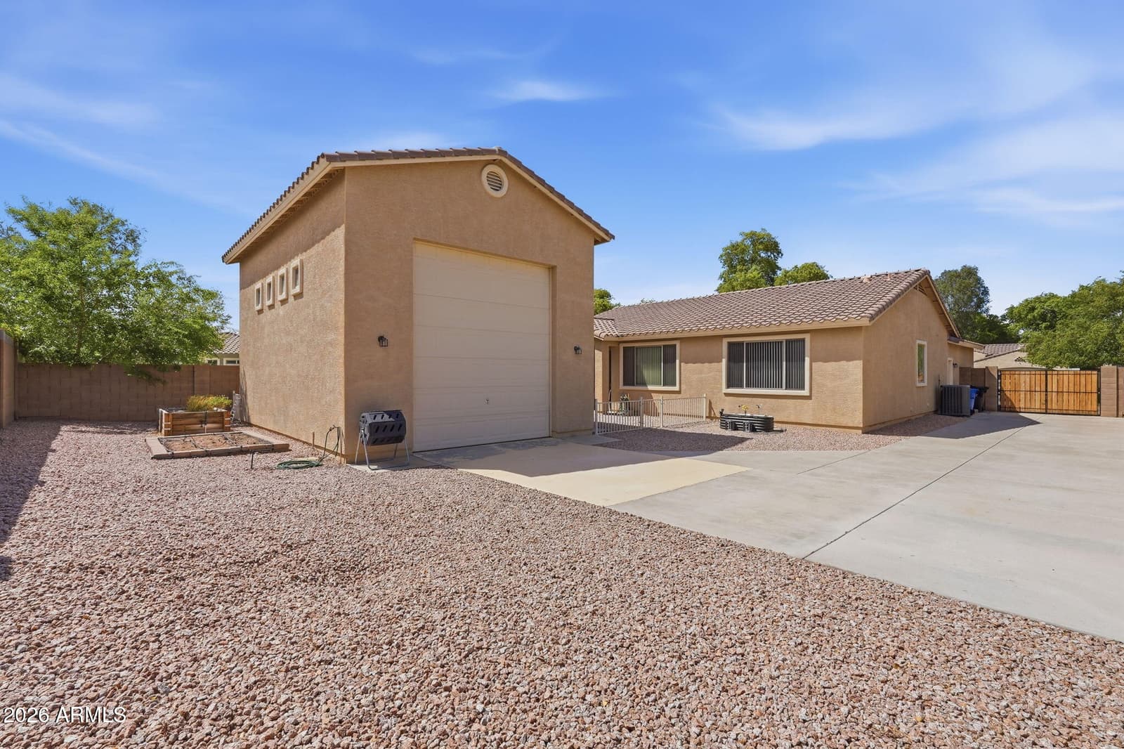 2225 W Harwell Road, Phoenix, AZ 85041 — photo 34 of 38