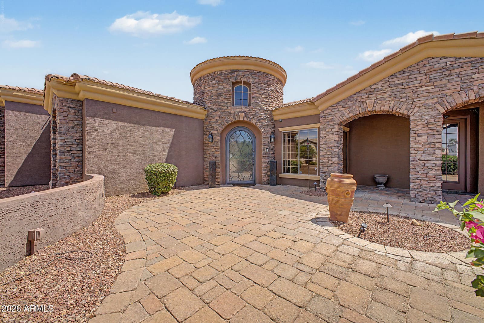 2675 E Bartlett Place, Chandler, AZ 85249 — photo 9 of 57