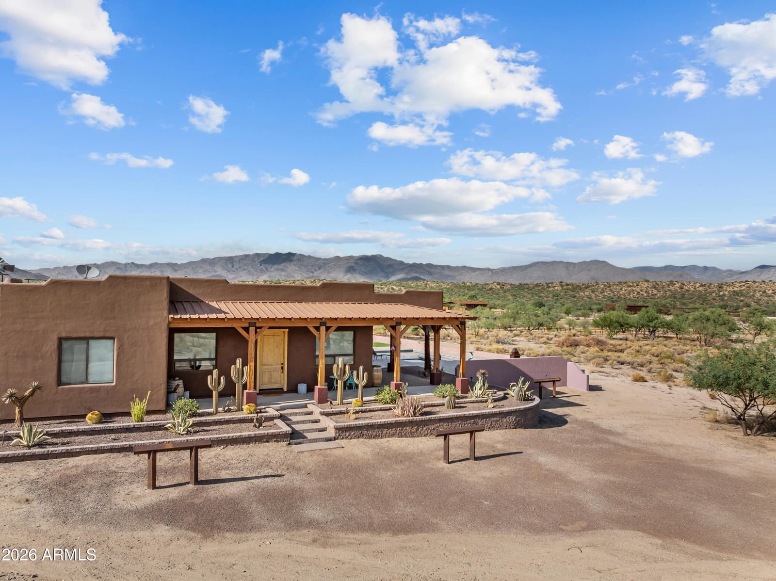 29245 S Buckaroo Road, Congress, AZ 85332 — photo 4 of 42