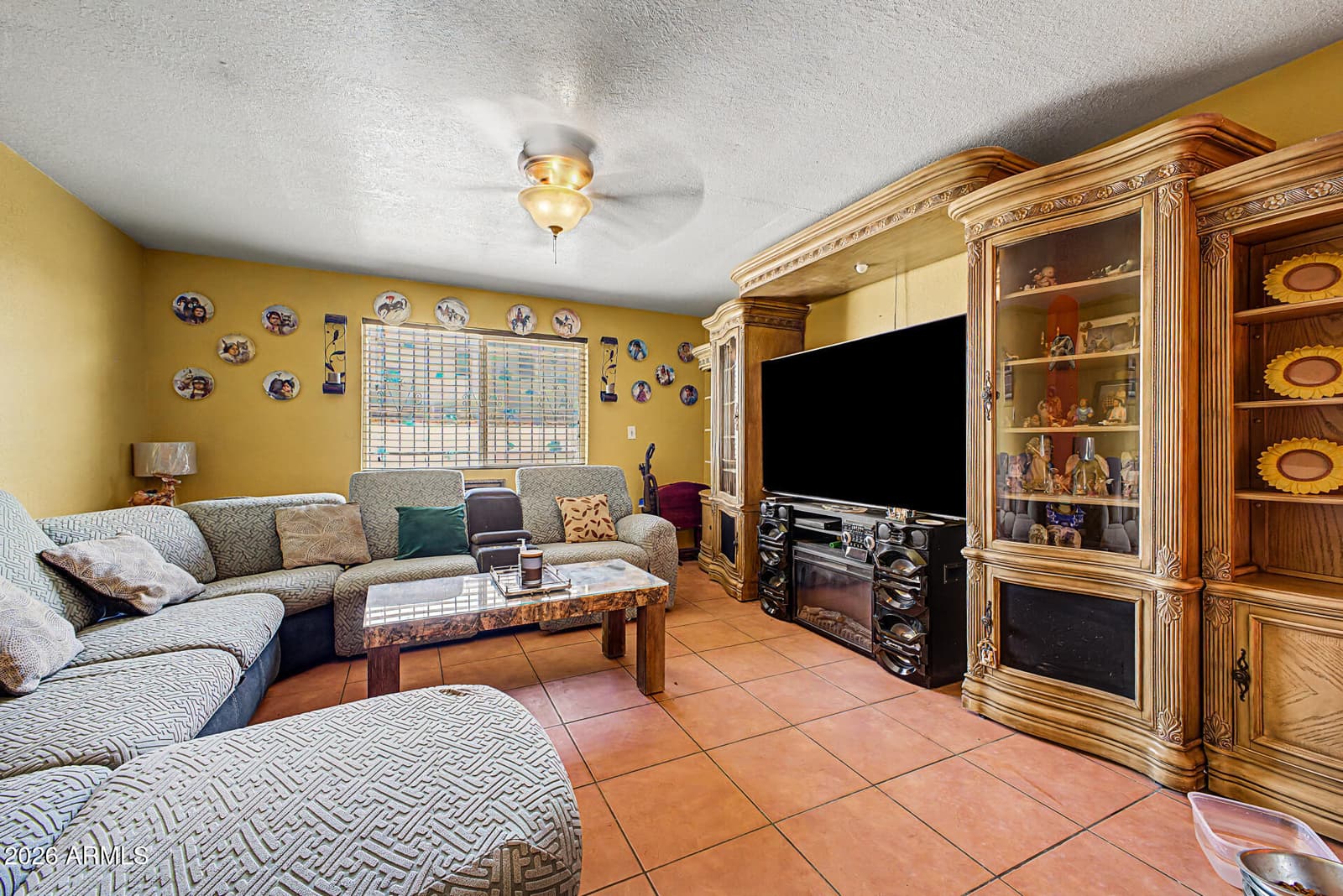 3405 W Sunnyside Avenue, Phoenix, AZ 85029 — photo 3 of 12