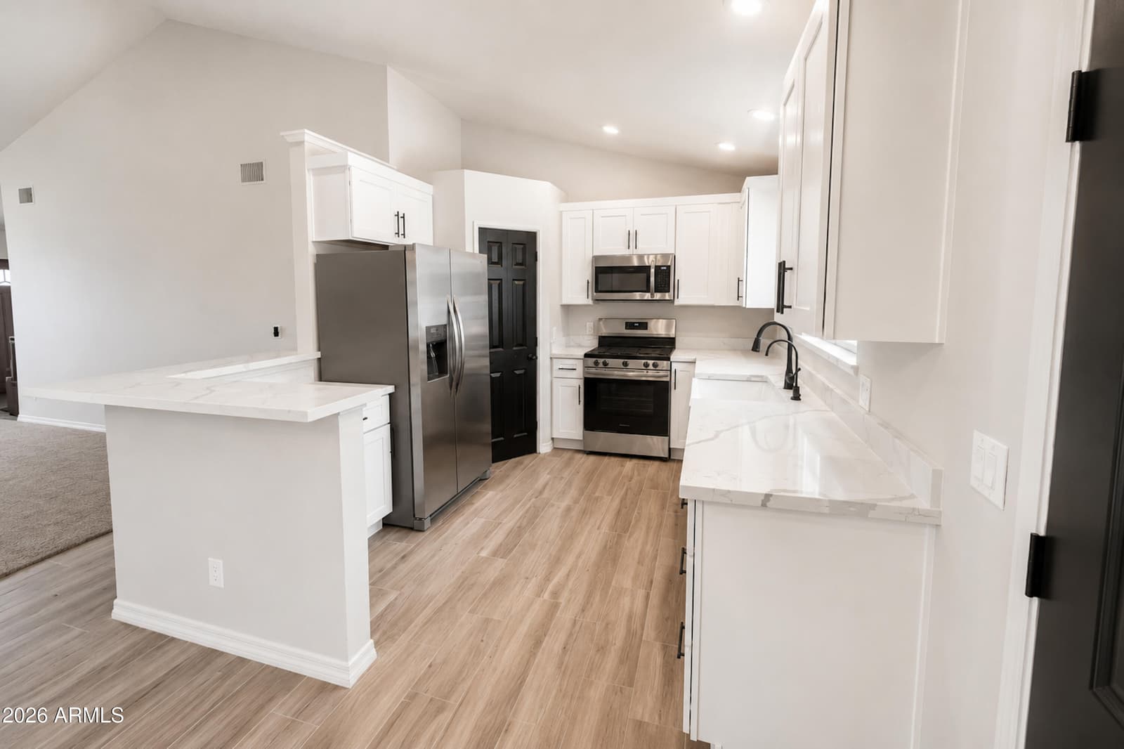 4517 E Desert View Drive, Phoenix, AZ 85044 — photo 10 of 32