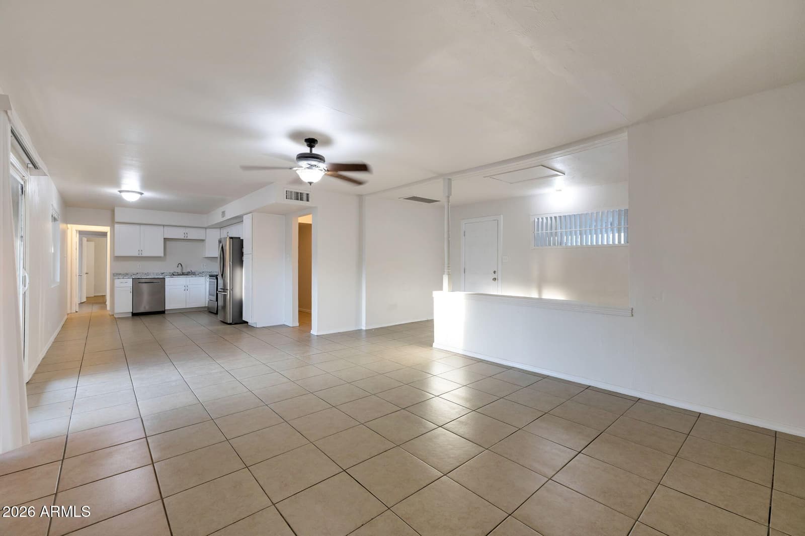 5128 N 35th Avenue, Phoenix, AZ 85017 — photo 4 of 28