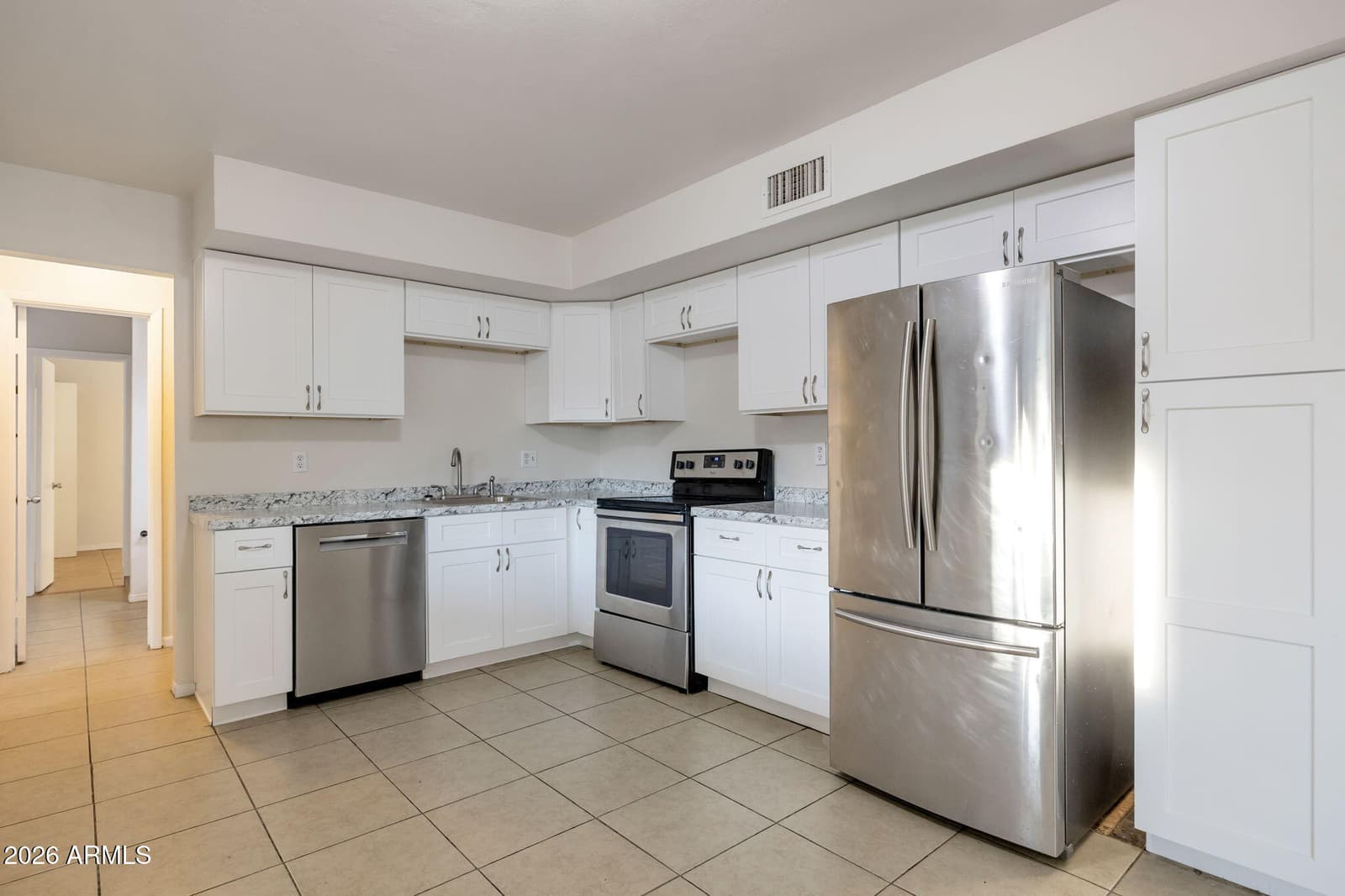 5128 N 35th Avenue, Phoenix, AZ 85017 — photo 7 of 28