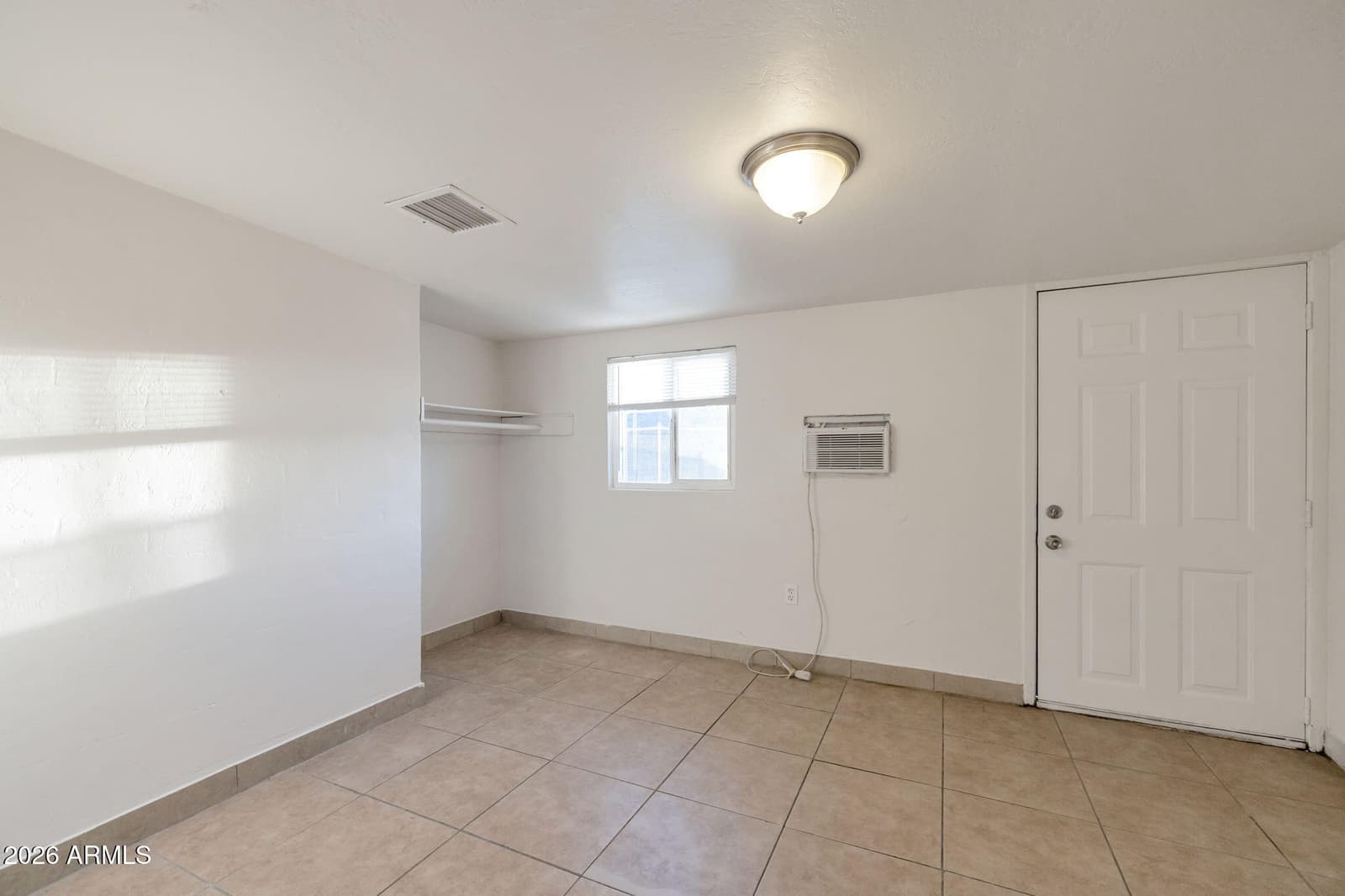5128 N 35th Avenue, Phoenix, AZ 85017 — photo 10 of 28