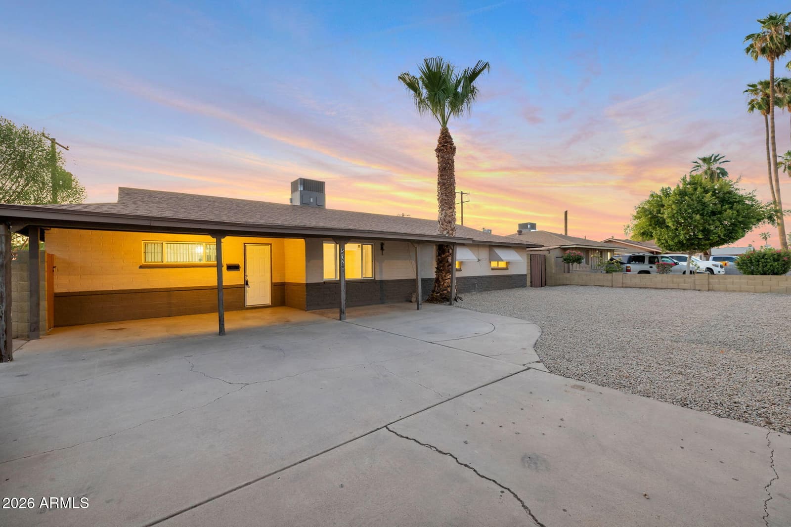5128 N 35th Avenue, Phoenix, AZ 85017 — photo 1 of 28