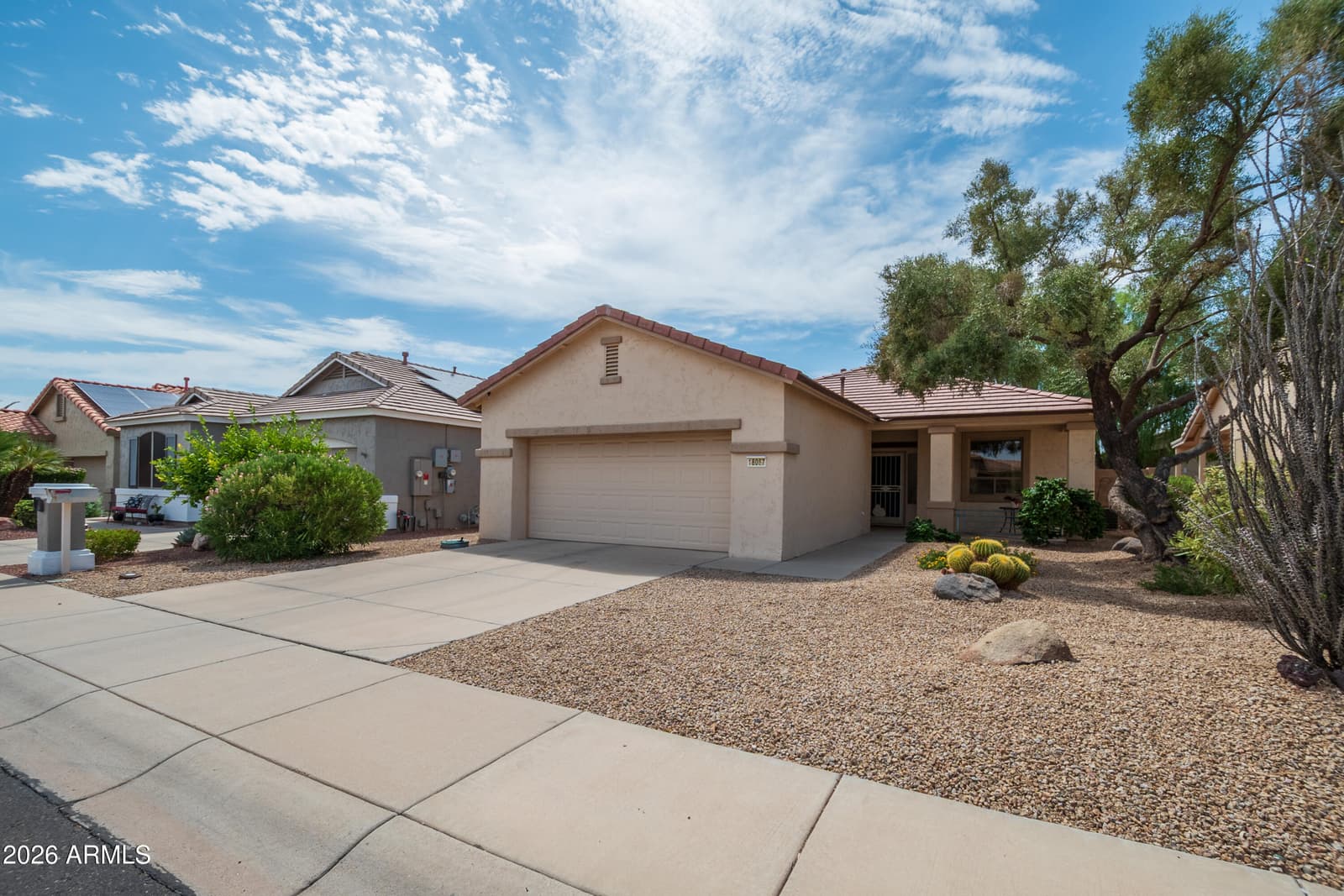 18067 W Udall Drive, Surprise, AZ 85374 — photo 2 of 24