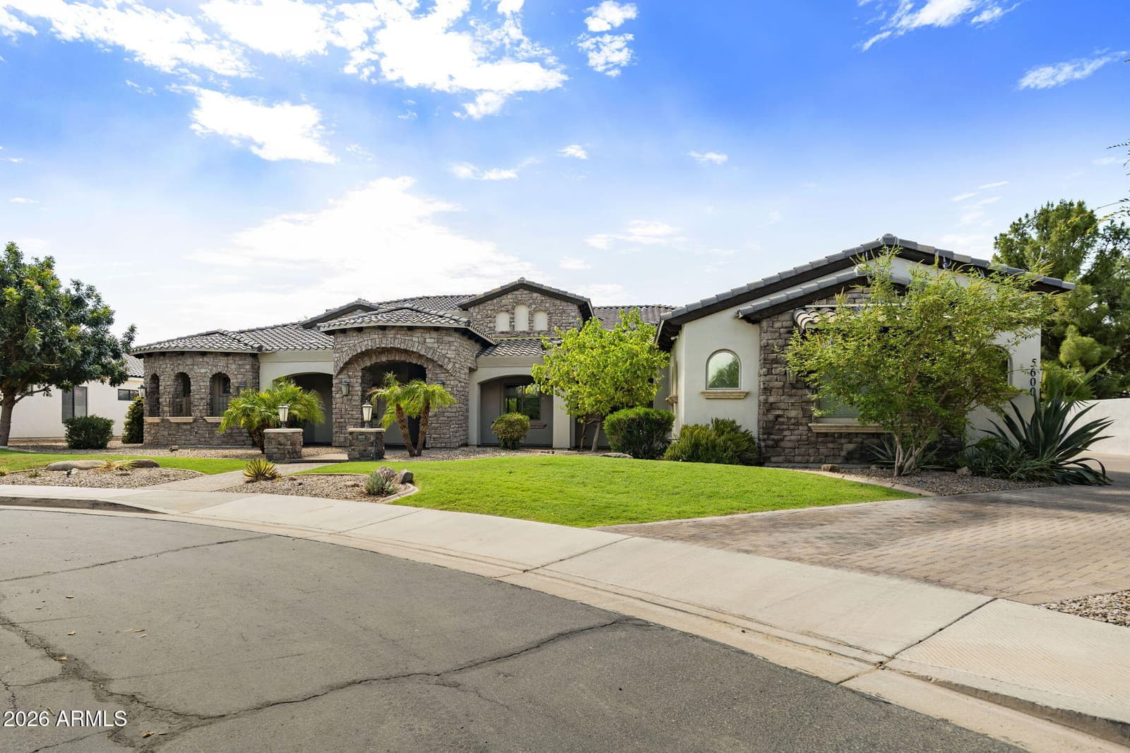 5600 S Gemstone Drive, Chandler, AZ 85249 — photo 4 of 66