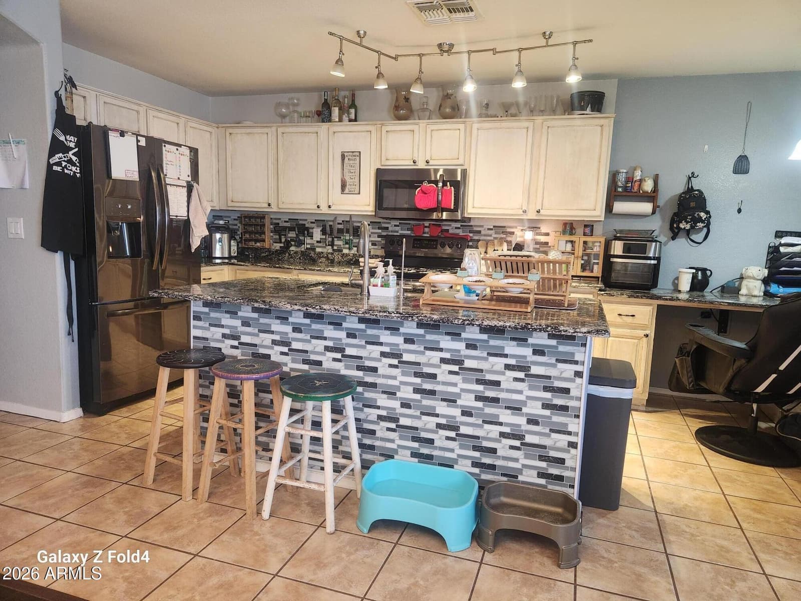 642 E Racine Place, Casa Grande, AZ 85122 — photo 5 of 20