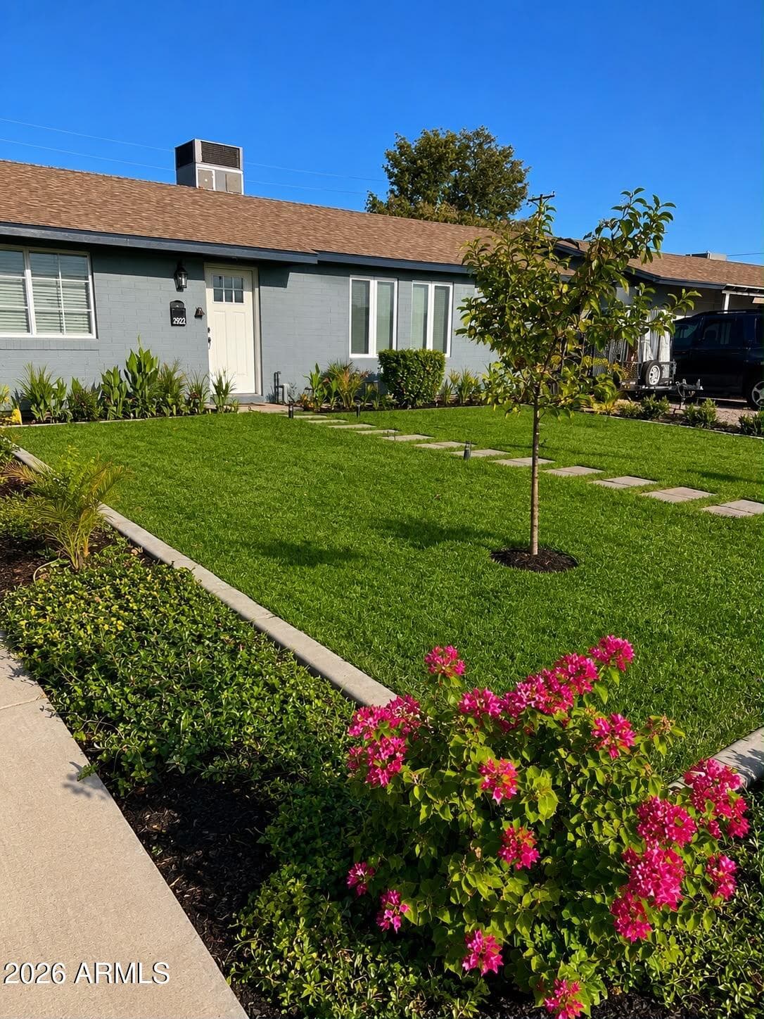 2922 N 39th Avenue W, Phoenix, AZ 85019 — photo 4 of 12