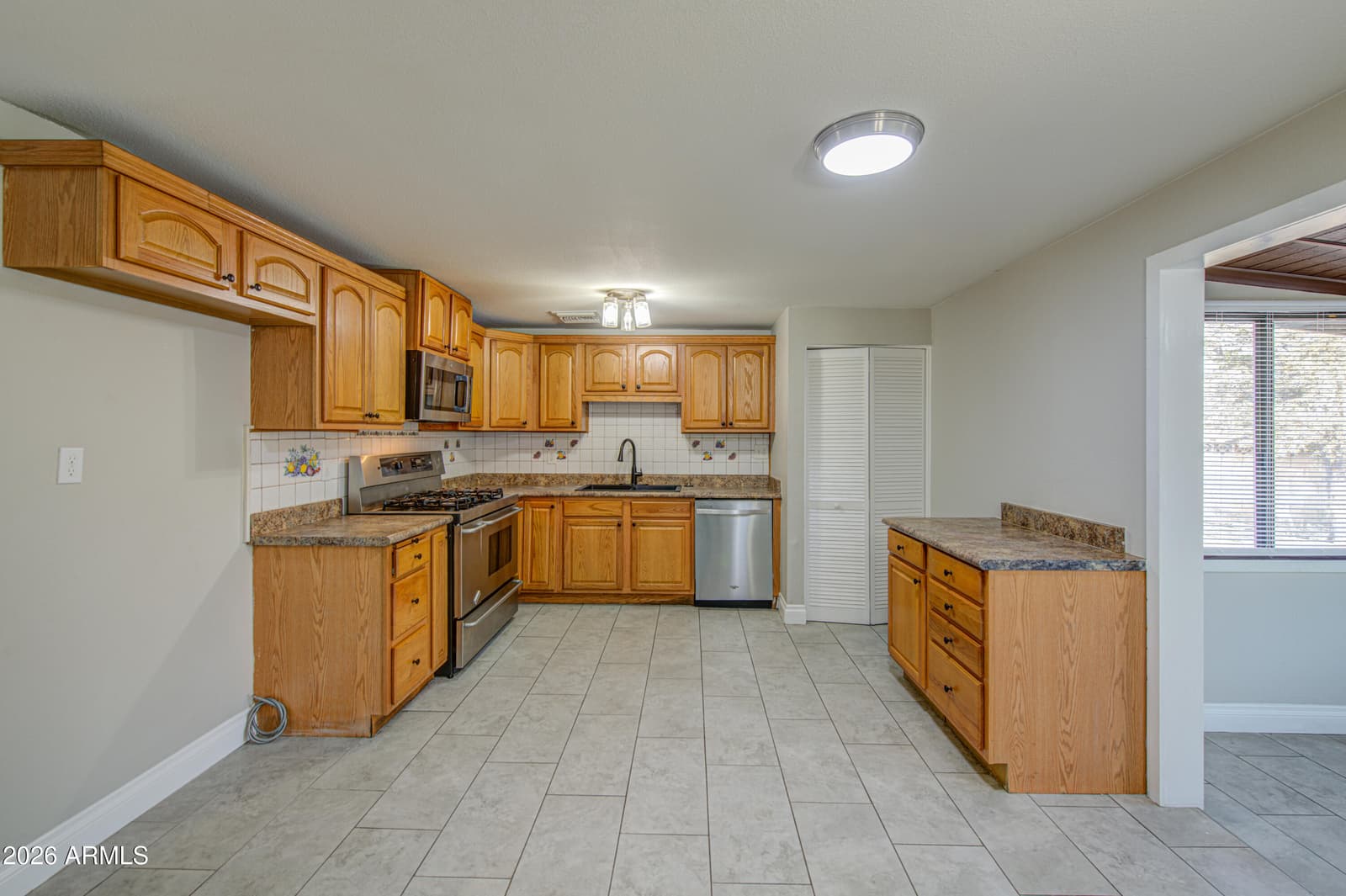 6321 W Palm Lane, Phoenix, AZ 85035 — photo 11 of 48