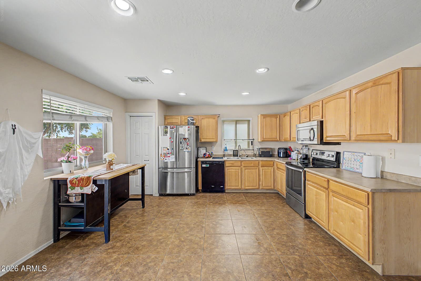 2396 W Camp River Road, San Tan Valley, AZ 85144 — photo 7 of 29
