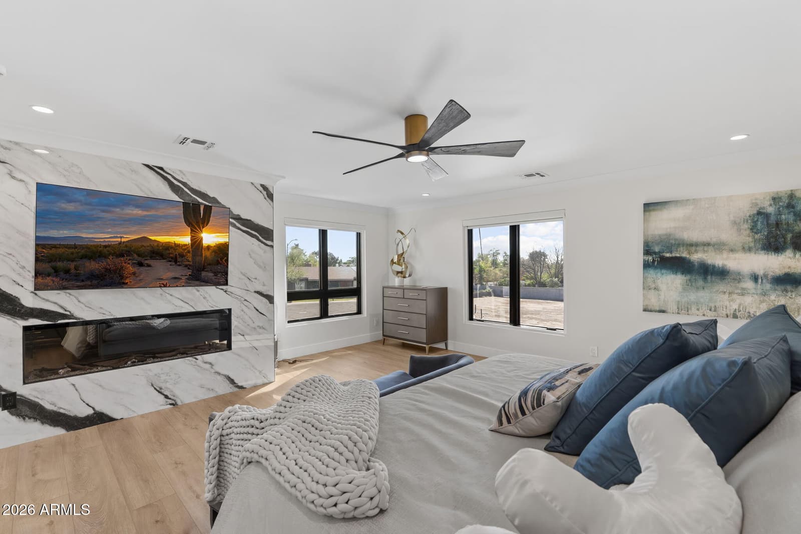 910 E Kaler Drive, Phoenix, AZ 85020 — photo 24 of 53