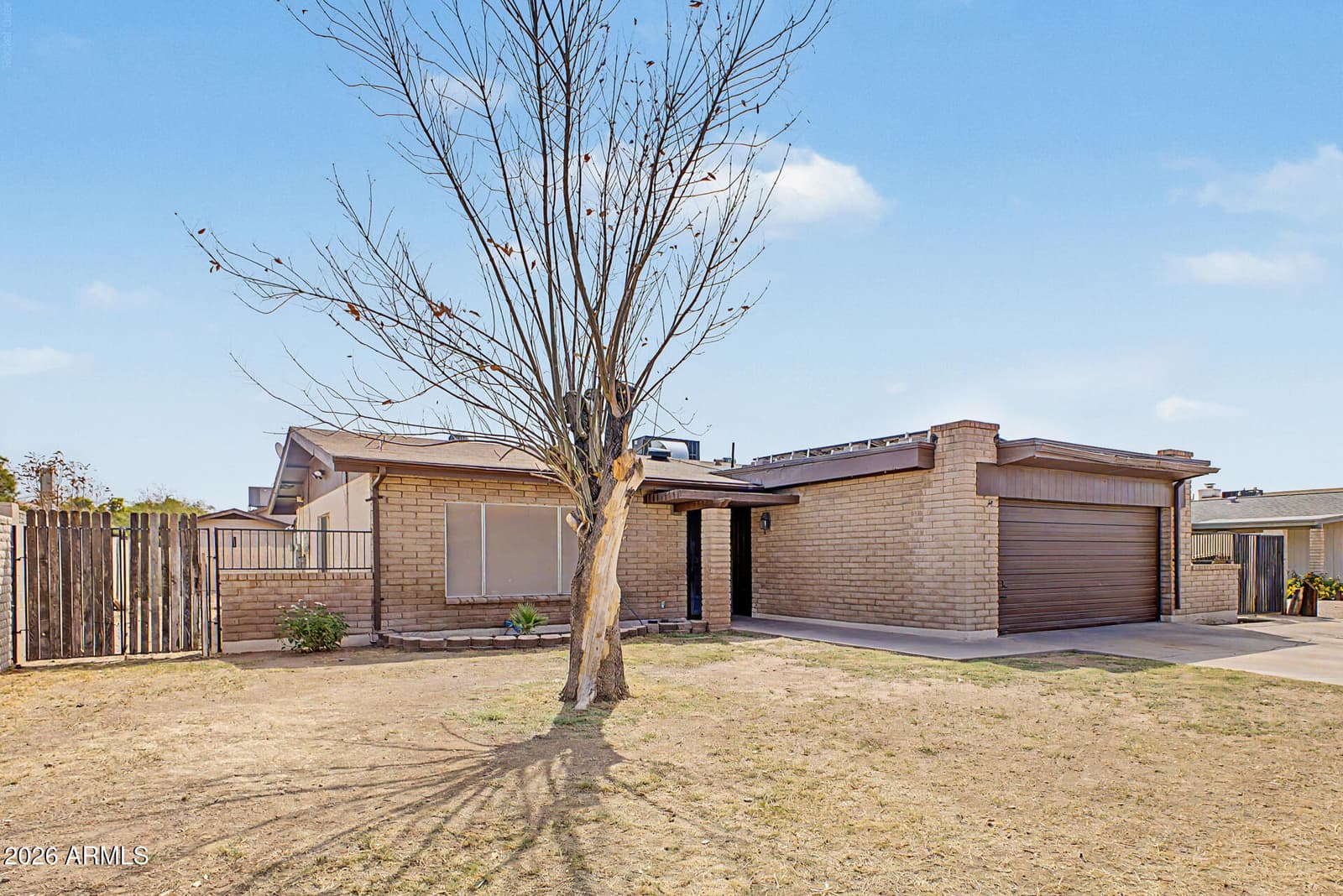 7313 N 46th Circle, Glendale, AZ 85301 — photo 4 of 35
