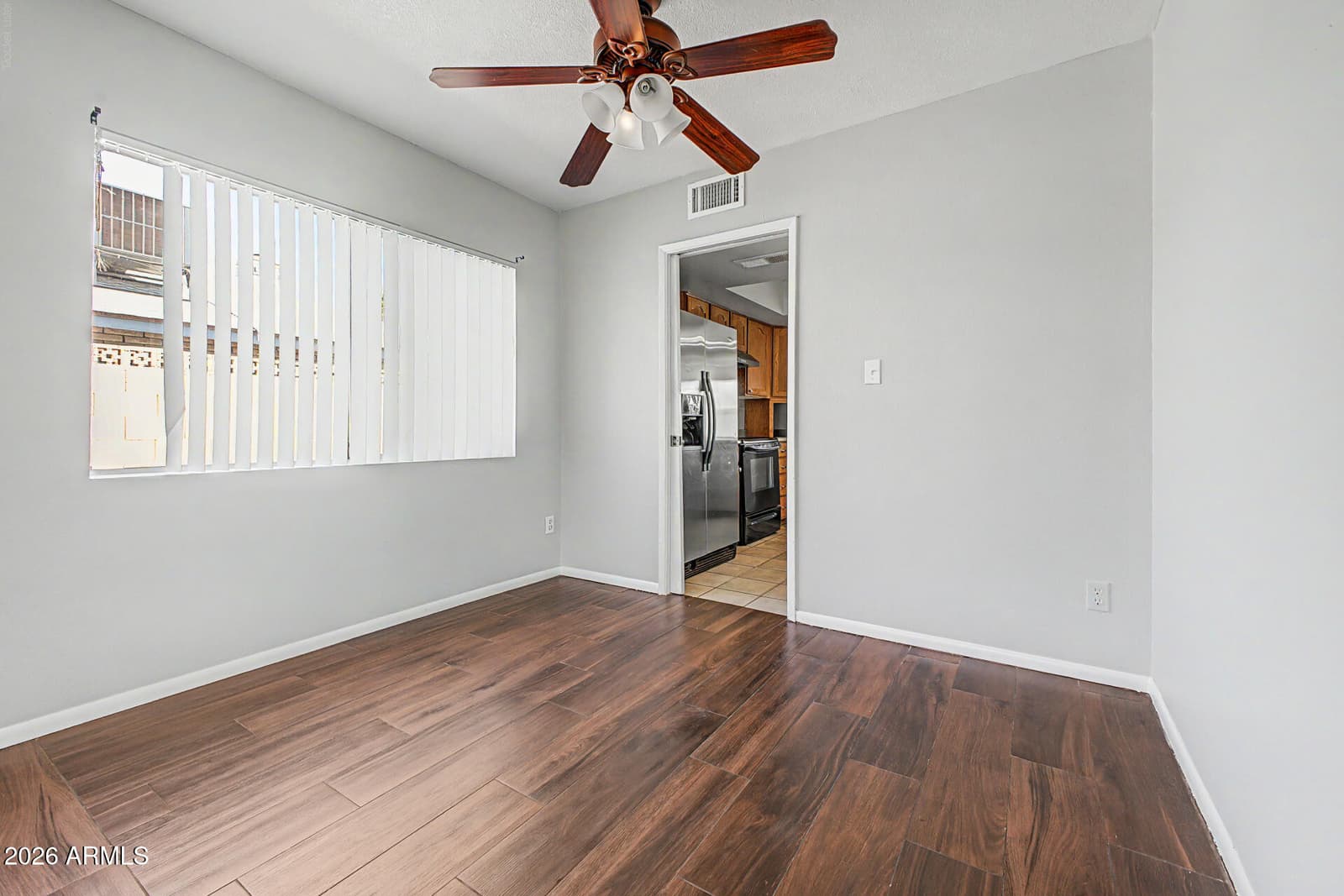 7313 N 46th Circle, Glendale, AZ 85301 — photo 11 of 35