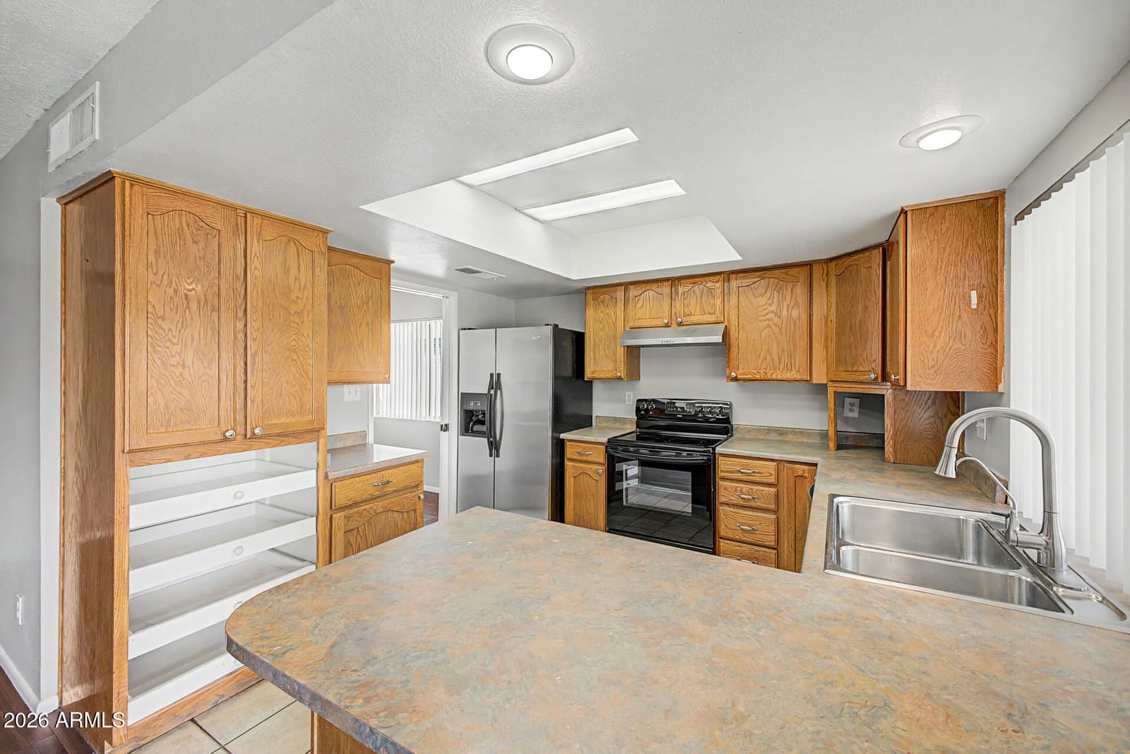 7313 N 46th Circle, Glendale, AZ 85301 — photo 15 of 35