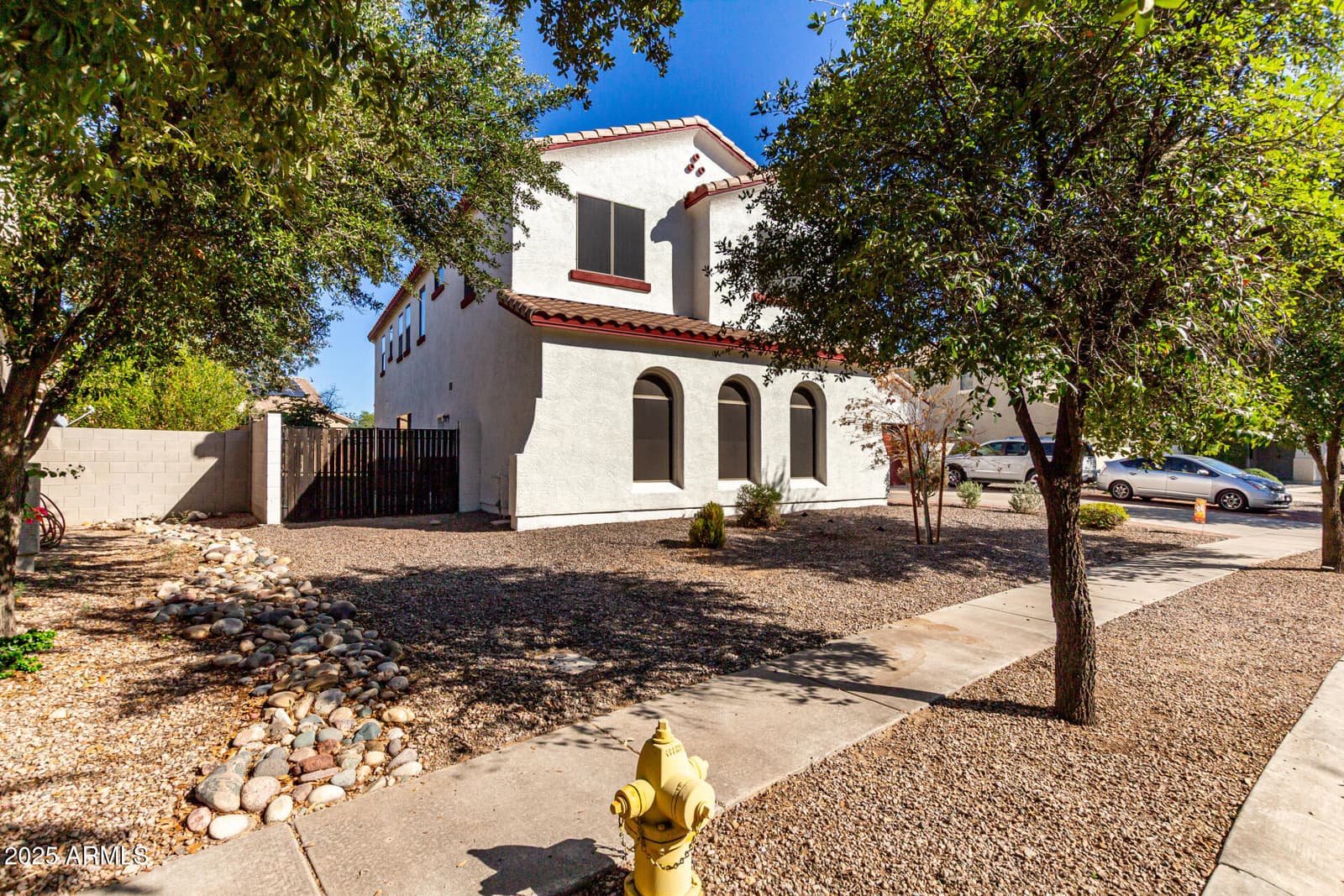 6233 S Rochester Drive, Gilbert, AZ 85298 — photo 2 of 58