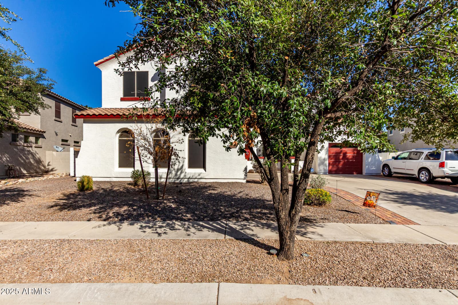 6233 S Rochester Drive, Gilbert, AZ 85298 — photo 3 of 58