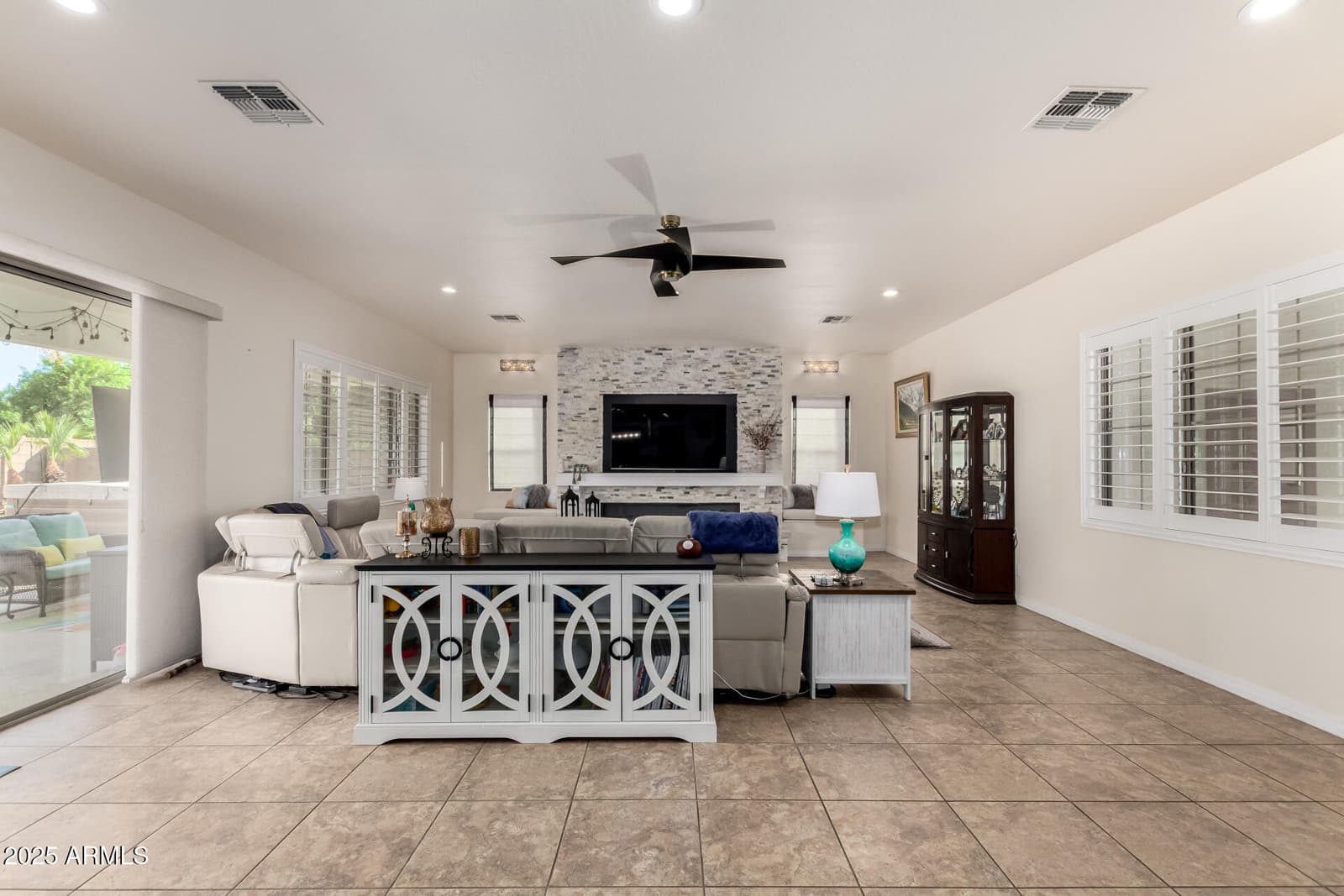 6233 S Rochester Drive, Gilbert, AZ 85298 — photo 13 of 58