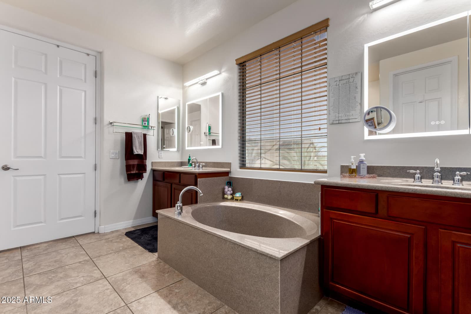 6233 S Rochester Drive, Gilbert, AZ 85298 — photo 35 of 58