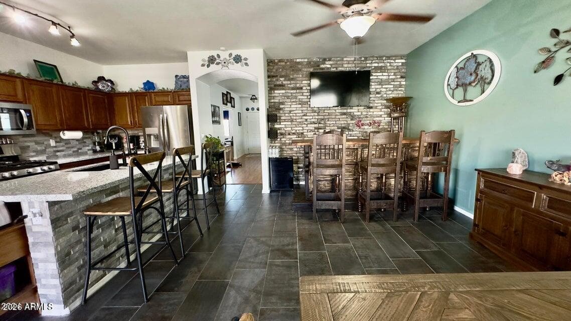 630 E Racine Place, Casa Grande, AZ 85122 — photo 15 of 47