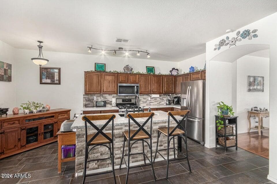 630 E Racine Place, Casa Grande, AZ 85122 — photo 12 of 47