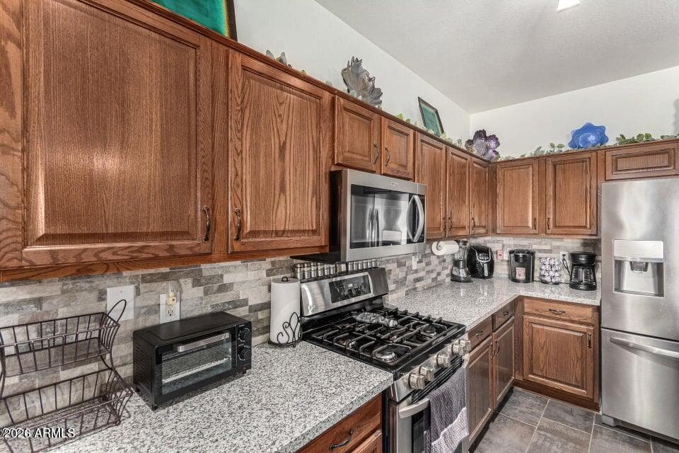 630 E Racine Place, Casa Grande, AZ 85122 — photo 14 of 47